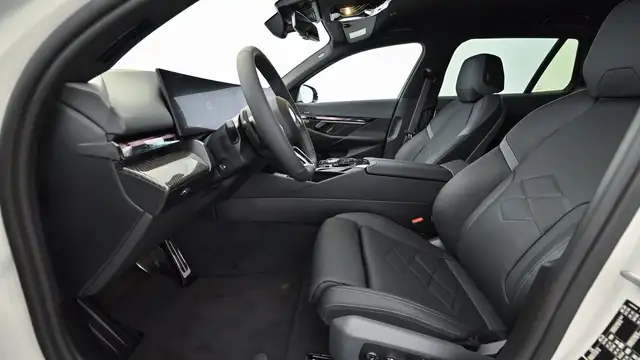 BMW 540 d xDrive M-Sportpaket Pro Ansicht 9