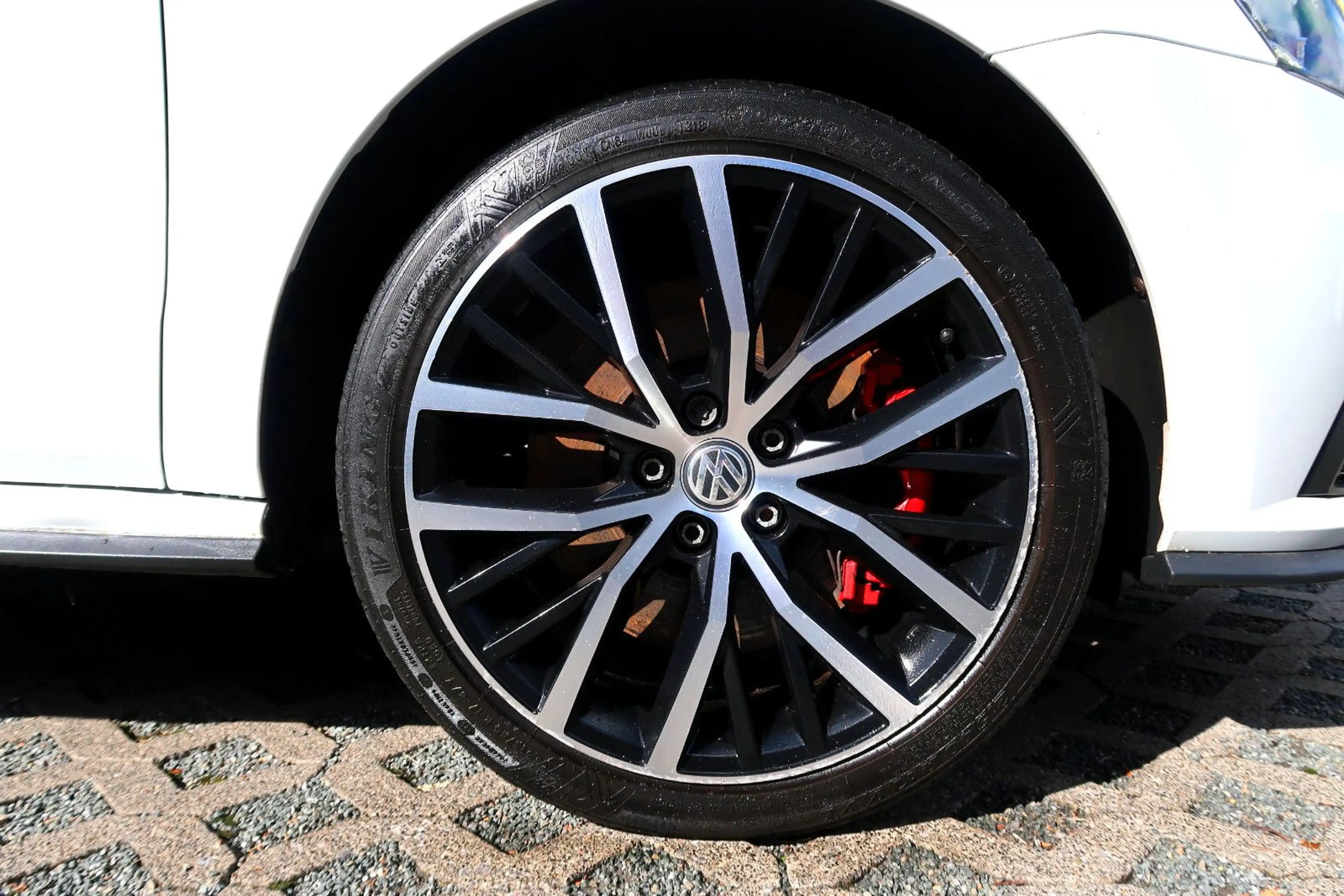 Volkswagen Polo TSI DSG"GTI"17"Panor"LED"Klimatr"DAB"Kamera — photo 4