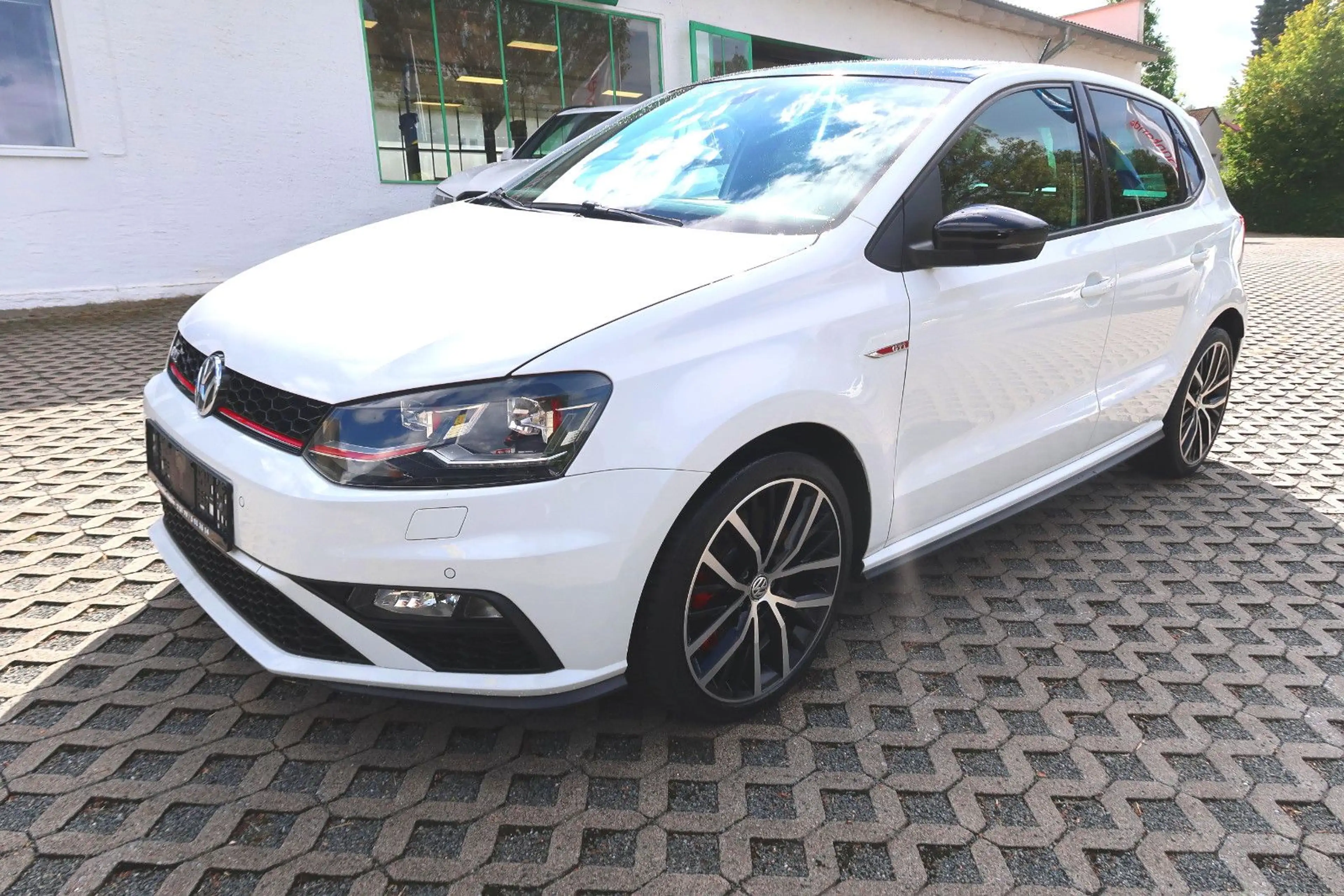Volkswagen Polo TSI DSG"GTI"17"Panor"LED"Klimatr"DAB"Kamera — photo 2