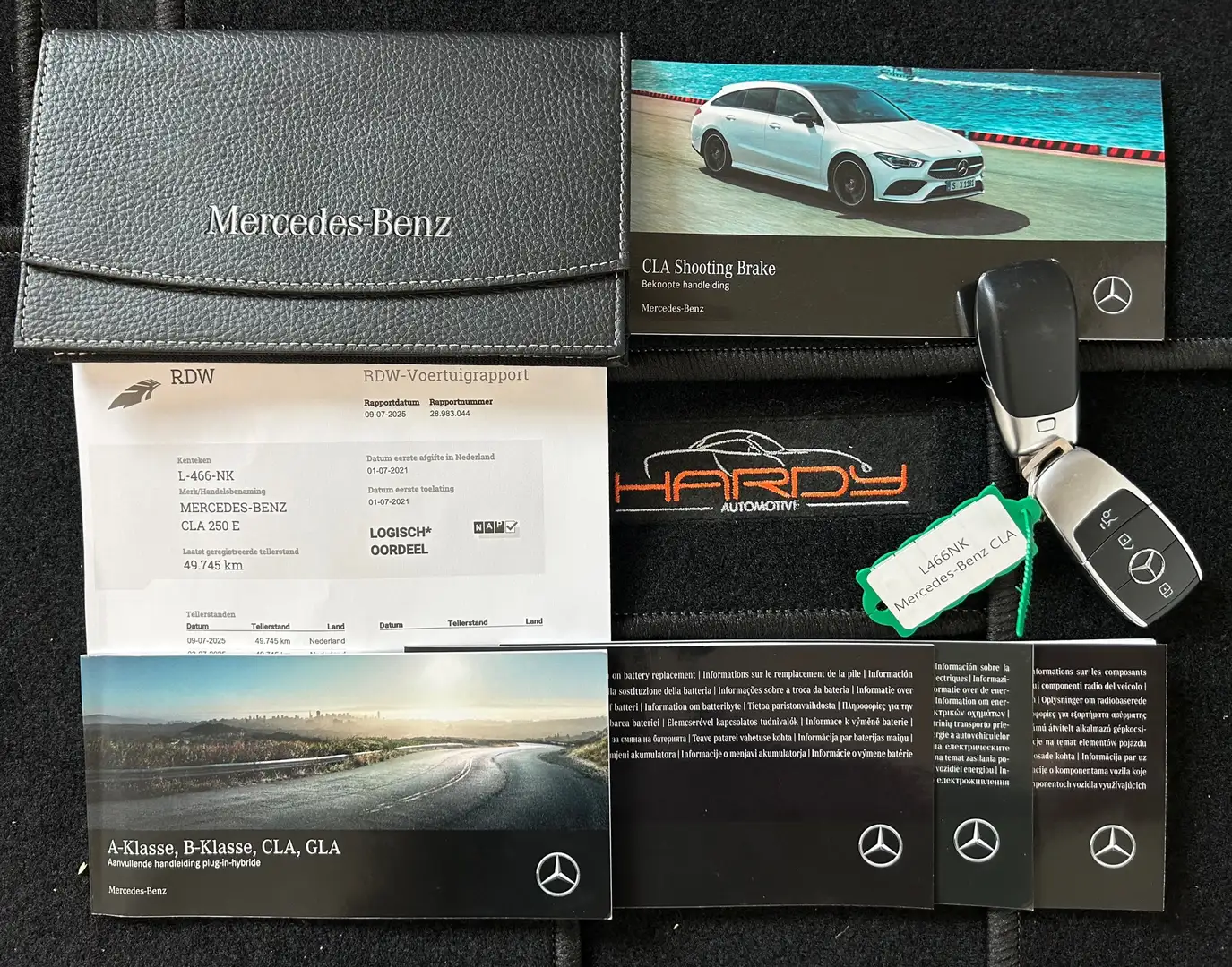 Mercedes-Benz CLA 250 Shooting Brake e Business Solution Luxury Limited Zwart - 2