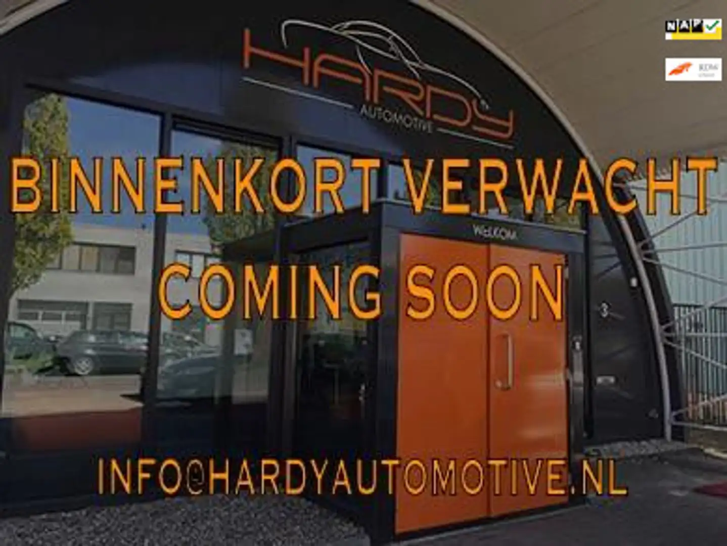 Mercedes-Benz CLA 250 Shooting Brake e Business Solution Luxury Limited Zwart - 1