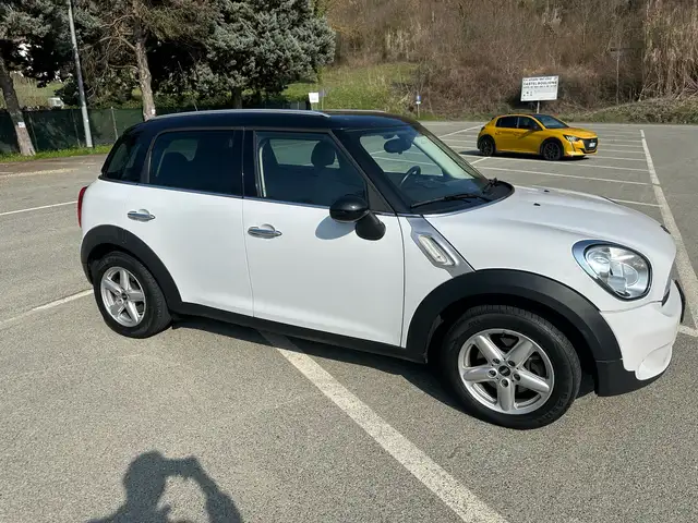 MINI Cooper Countryman 1.6 E6