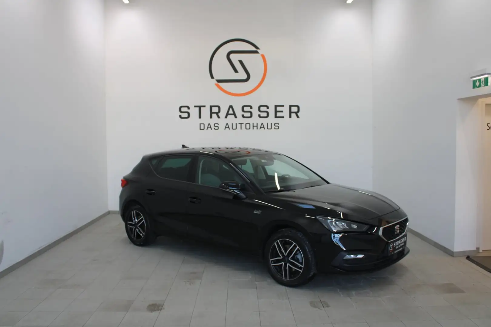 SEAT Leon Austria Edition 1.0 TSI Schwarz - 1
