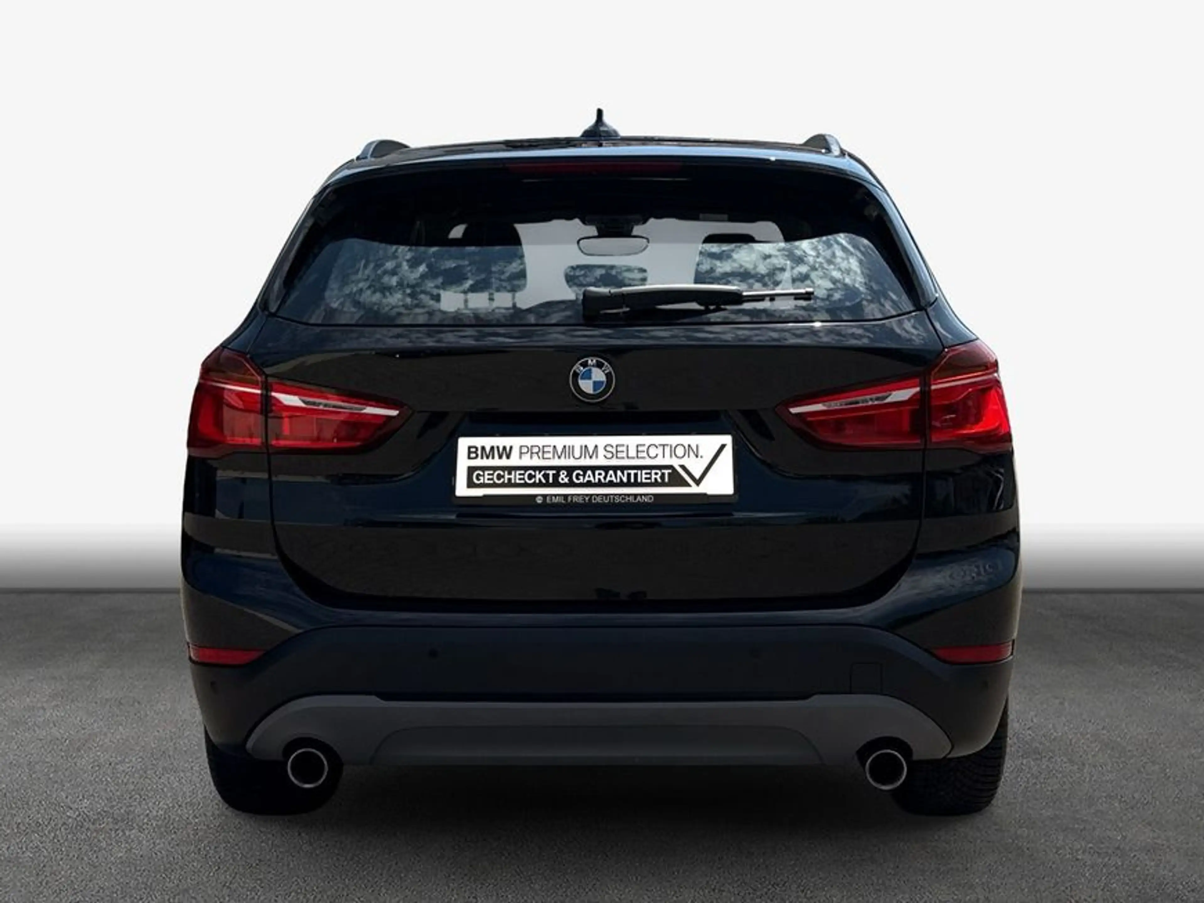 BMW X1 sDrive20i Aut. Advantage Pano Navi Sitzheizung — photo 6
