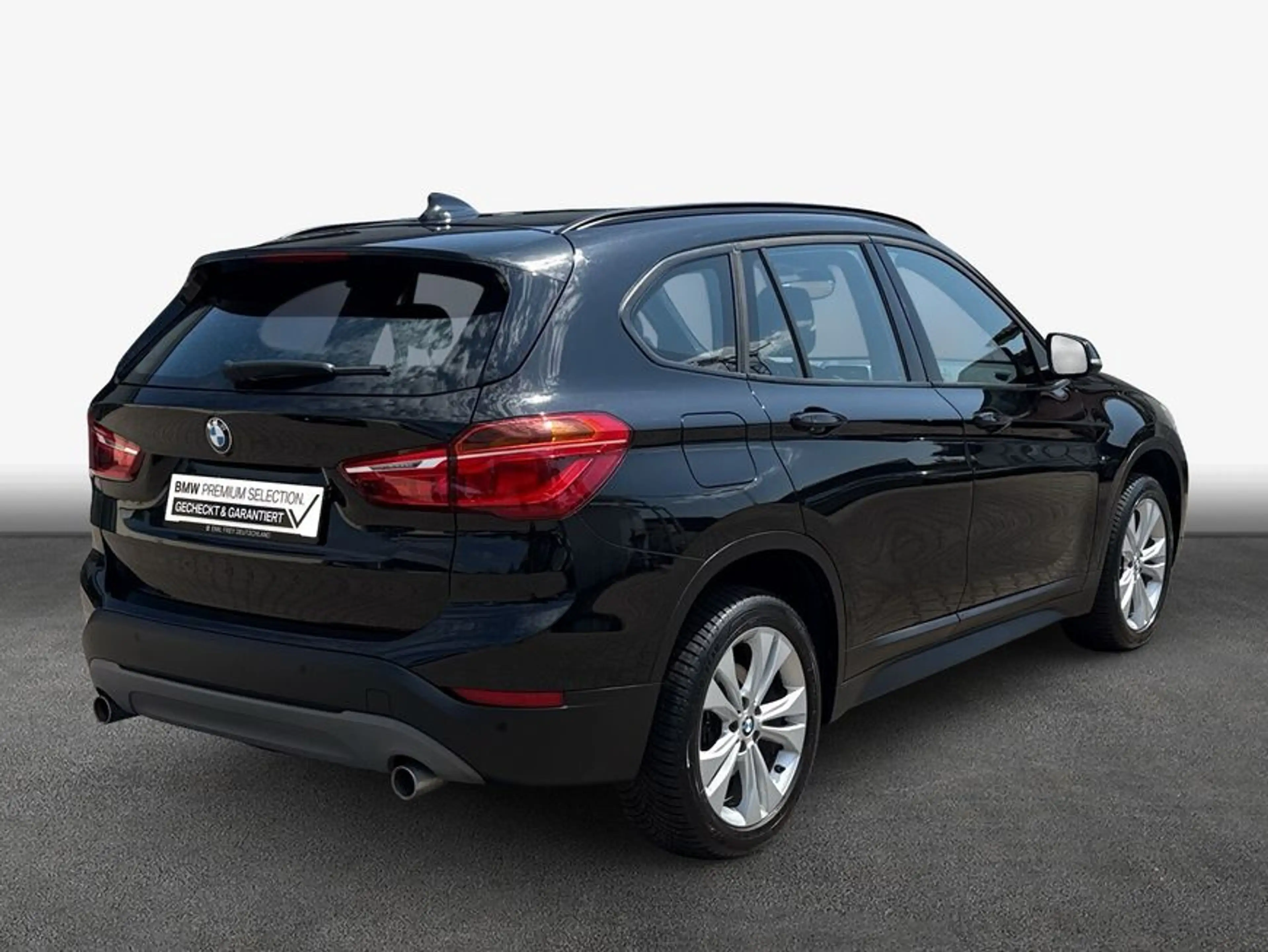 BMW X1 sDrive20i Aut. Advantage Pano Navi Sitzheizung — photo 2