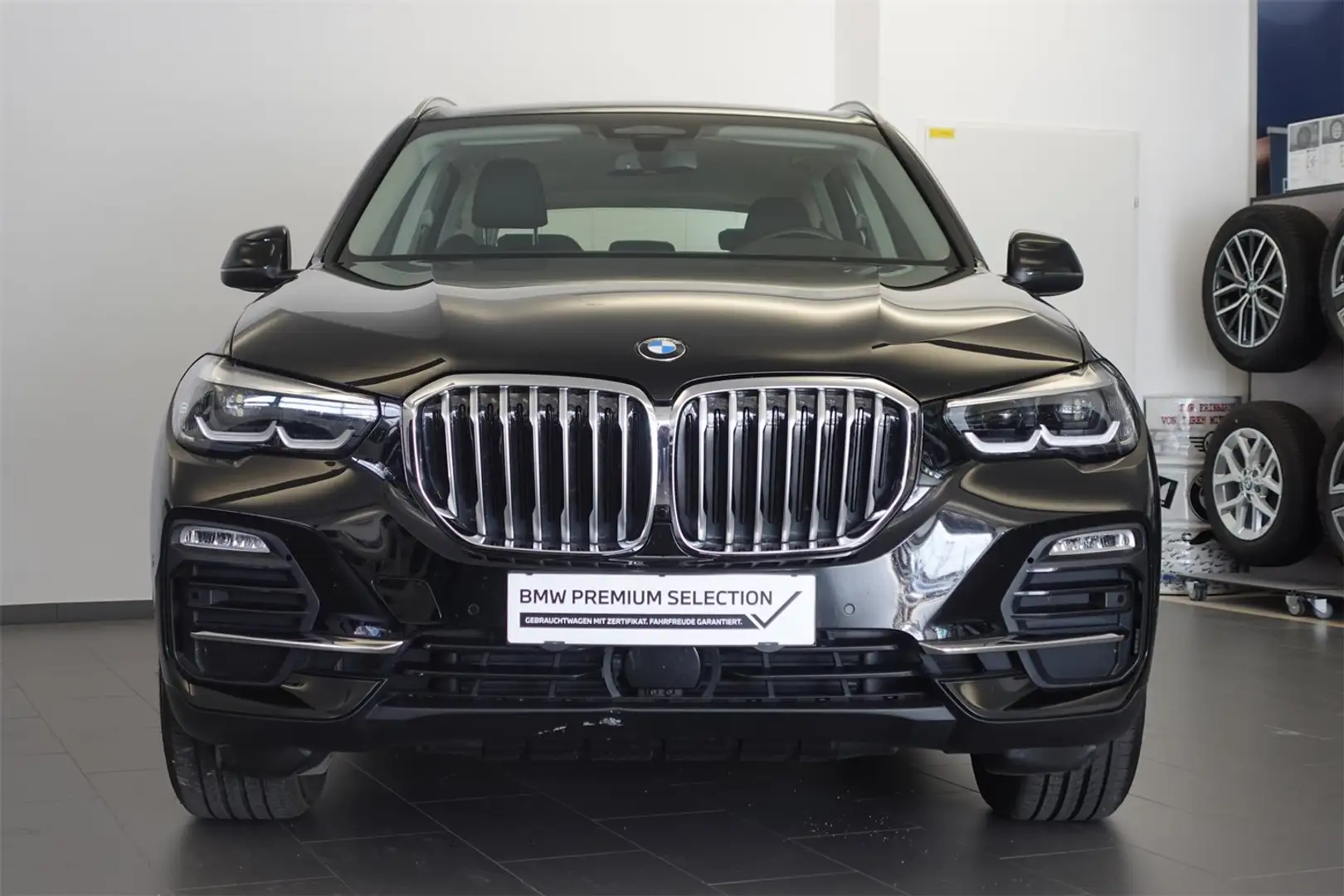 BMW X5 xDrive30d G05 Schwarz - 2