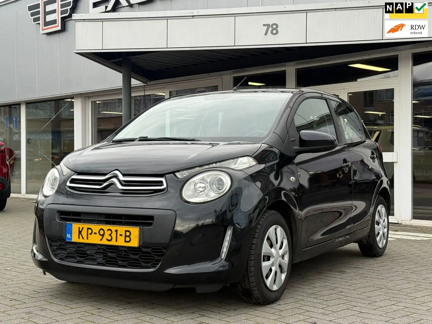 Citroen C1 1.0 e-VTi Feel - 5 Deurs - Airco Zwart - 1