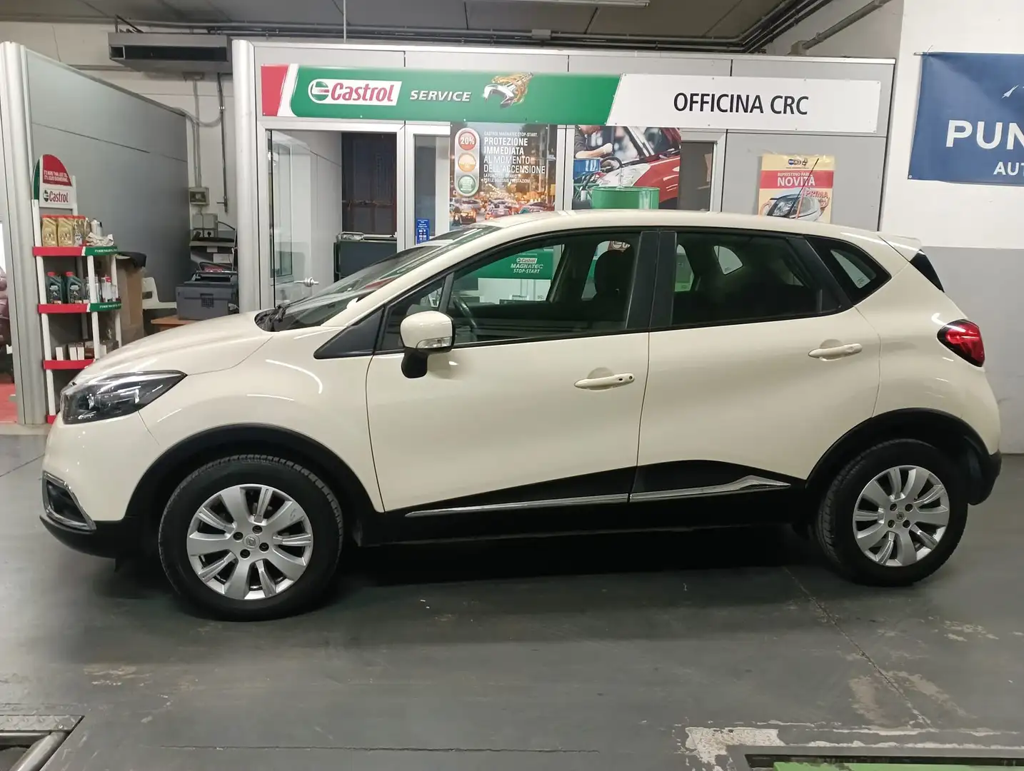 Renault Captur Captur I 2013 0.9 tce energy R-Link s Beige - 1