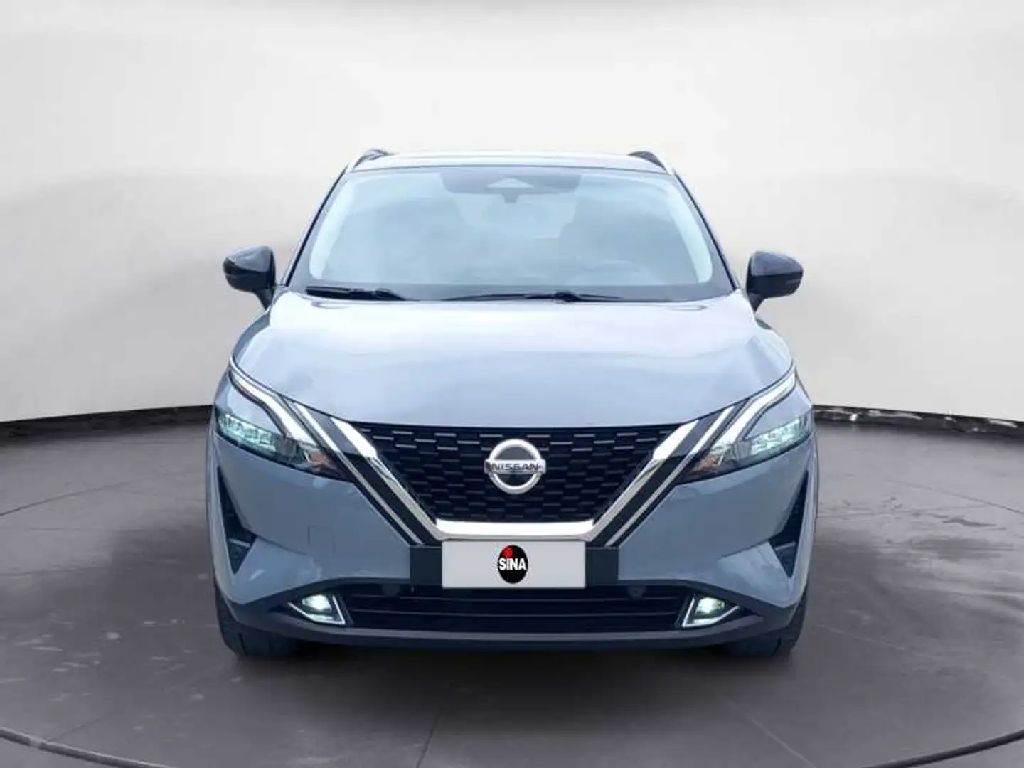 Nissan Qashqai 1.3 mhev N-Style 2wd 140cv Gris - 2