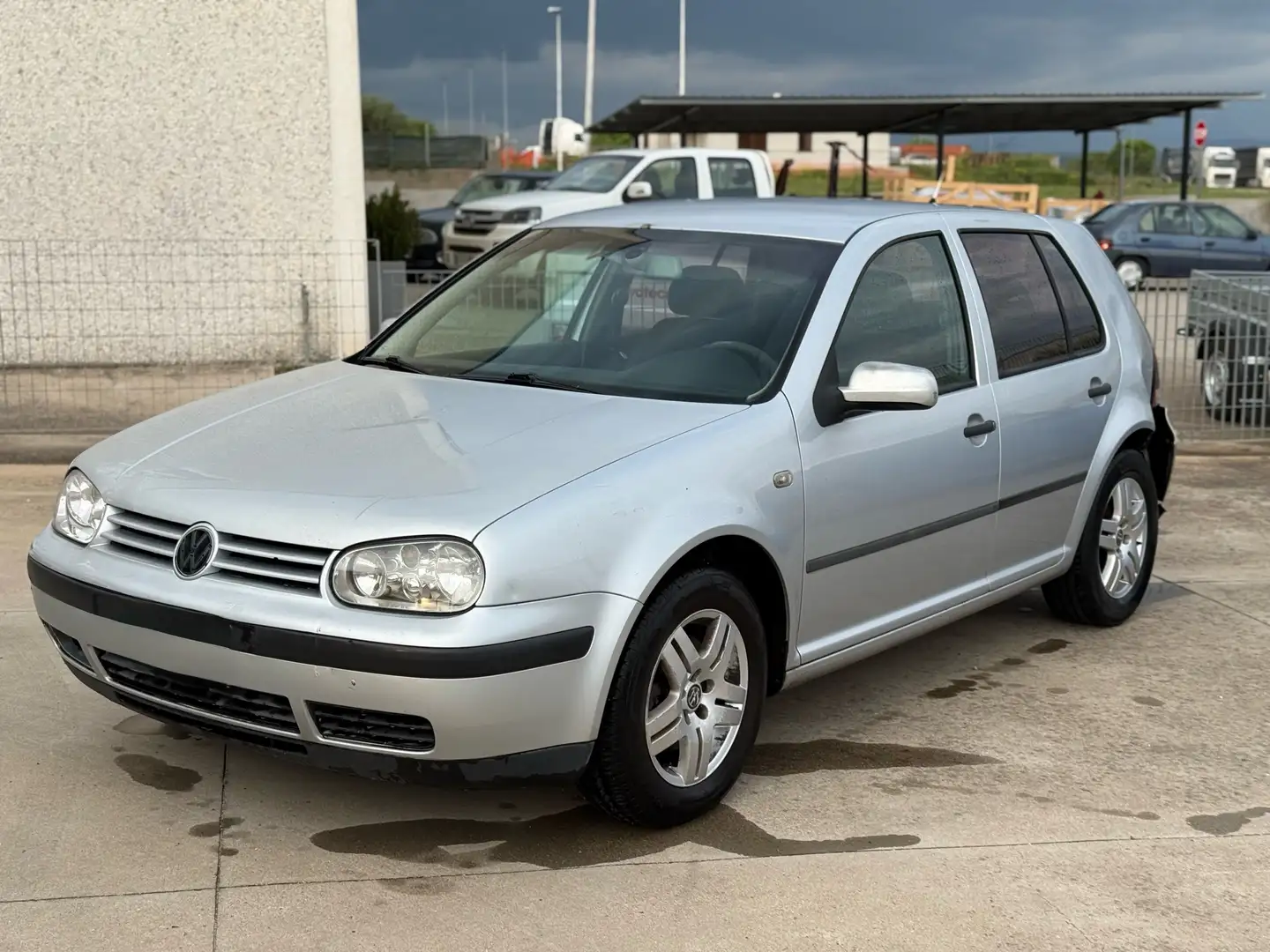 Volkswagen Golf 5p 1.9 tdi Comfortline 110cv - 1