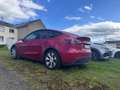 Tesla Model Y Long Range Dual Motor AWD + Performance Boost Rot - thumbnail 7