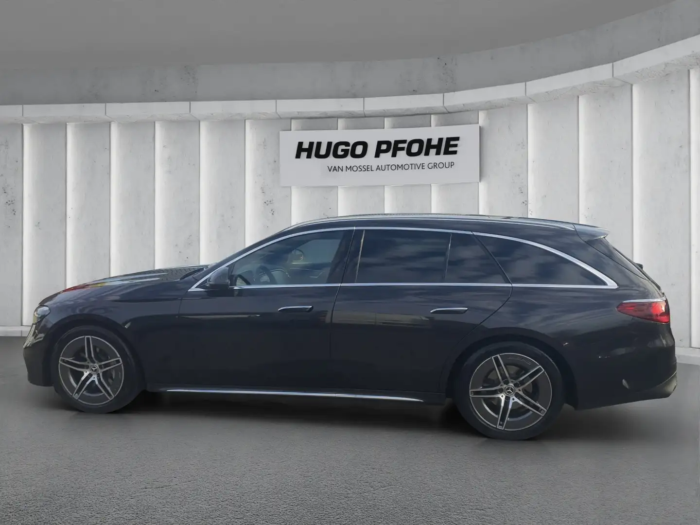 Mercedes-Benz E 220 T d AMG Line Advanced Aut. | LED | AHK | ACC | RFK Grau - 2