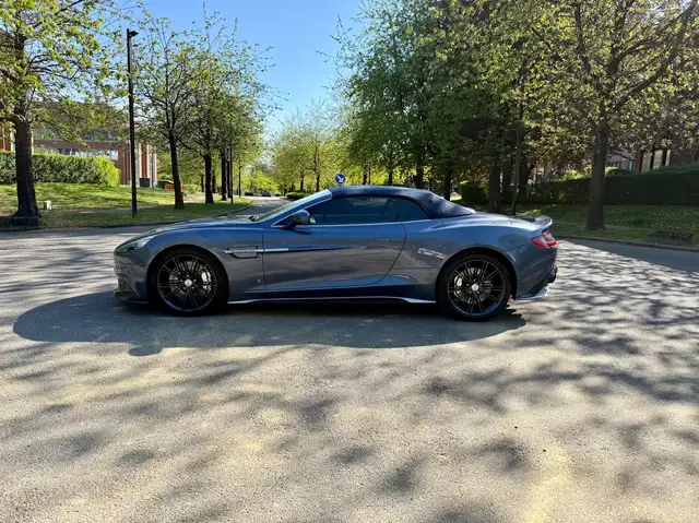 Aston Martin Vanquish Volante 5.9i V12 Q Special Edition Full Carbon ***