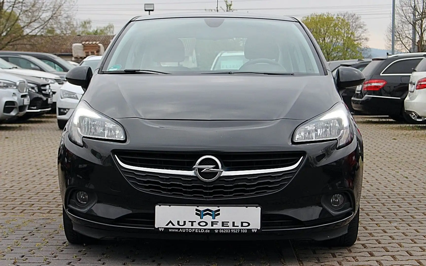 Opel Corsa 1.4 Selection/SHEFT/KLIMA/TEMP/BT/8FACH/ Schwarz - 2