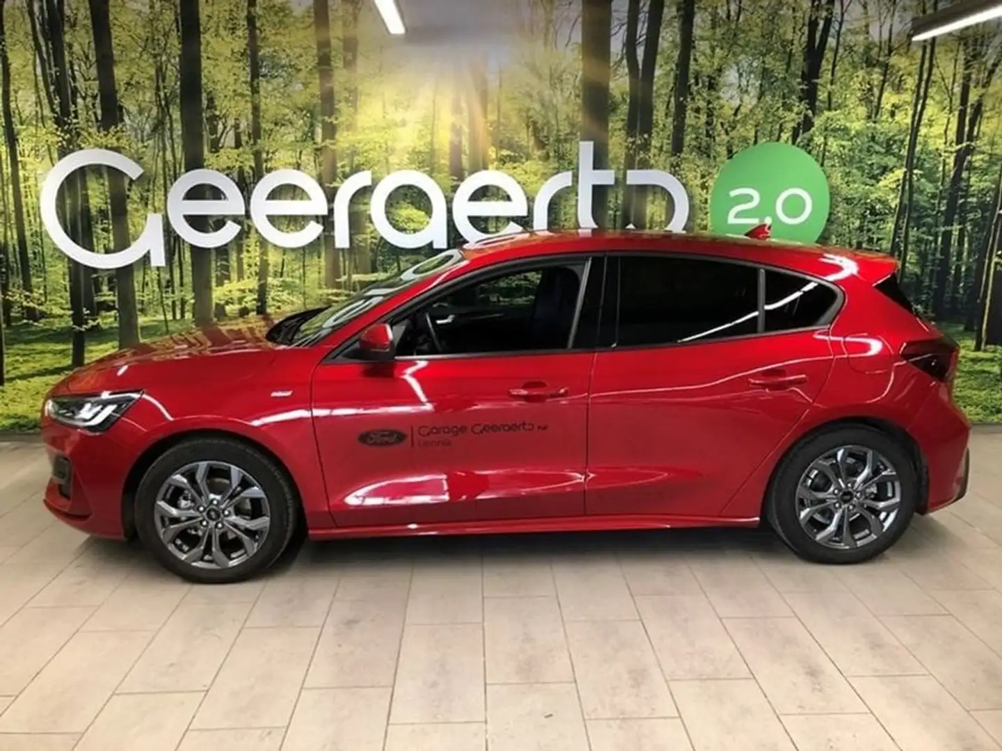Ford Focus ST-Line 1.0i EcoBoost Rosso - 2