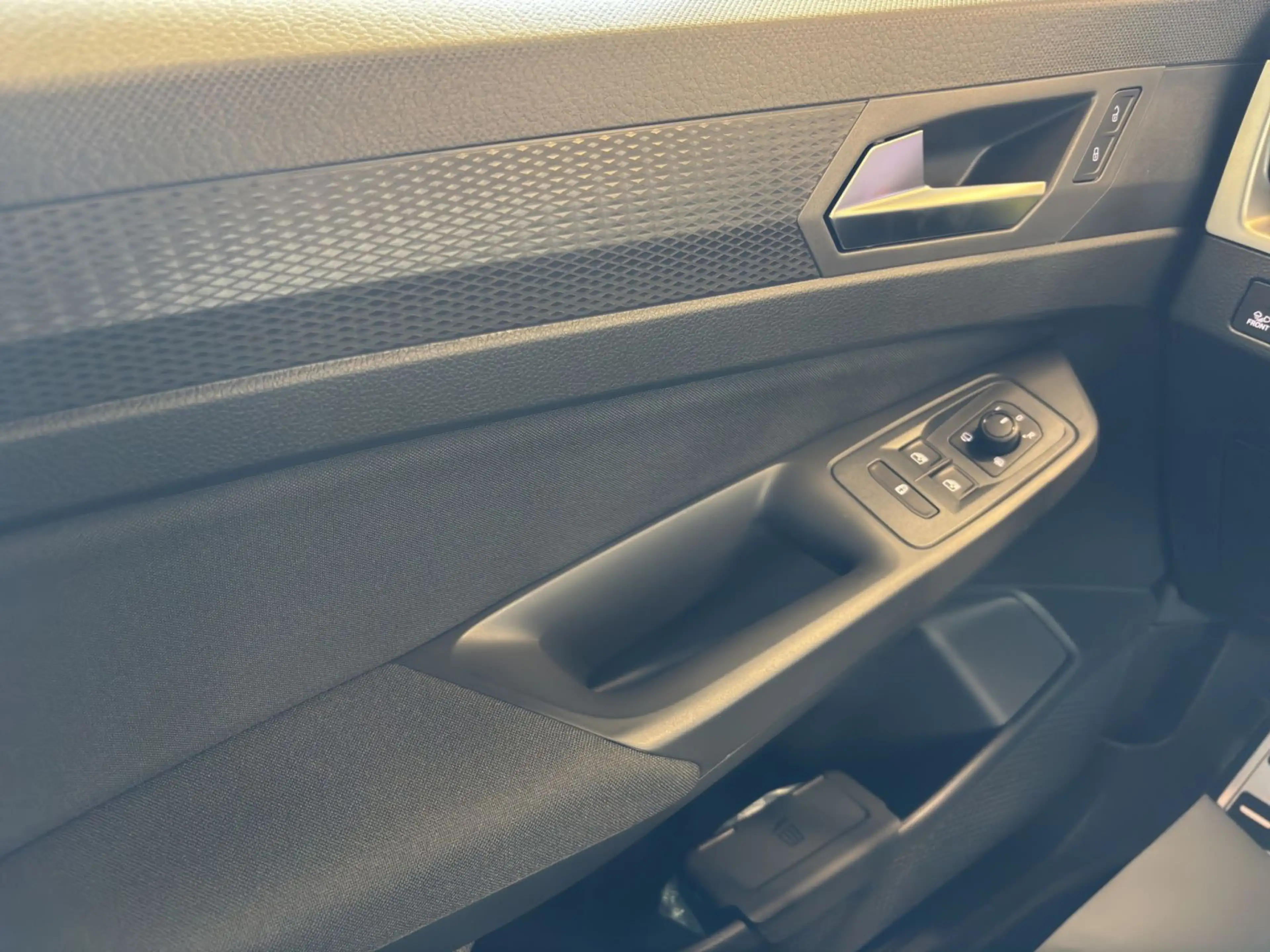 Volkswagen Caddy 1.5 TSI DSG Life — photo 15