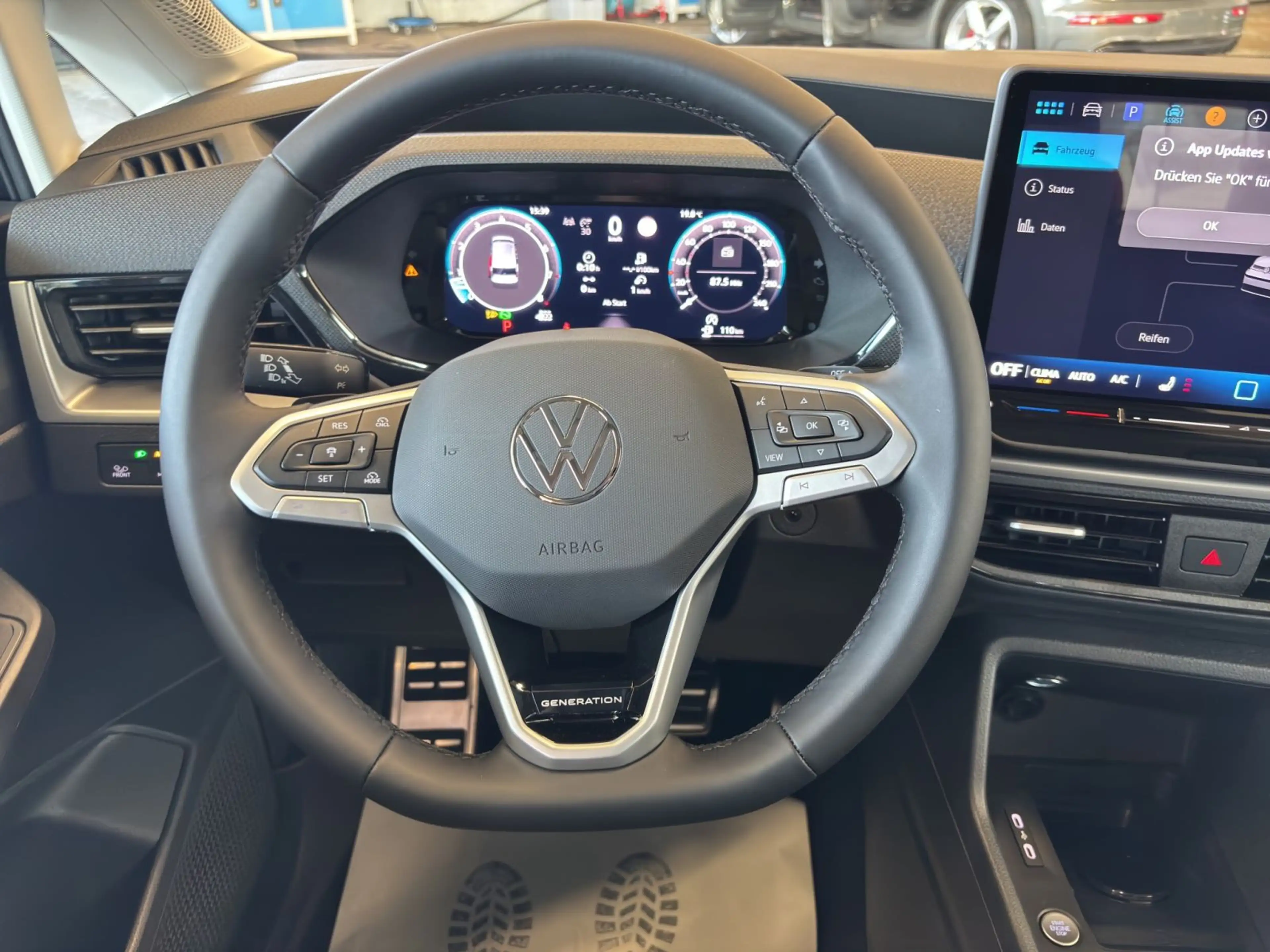 Volkswagen Caddy 1.5 TSI DSG Life — photo 11