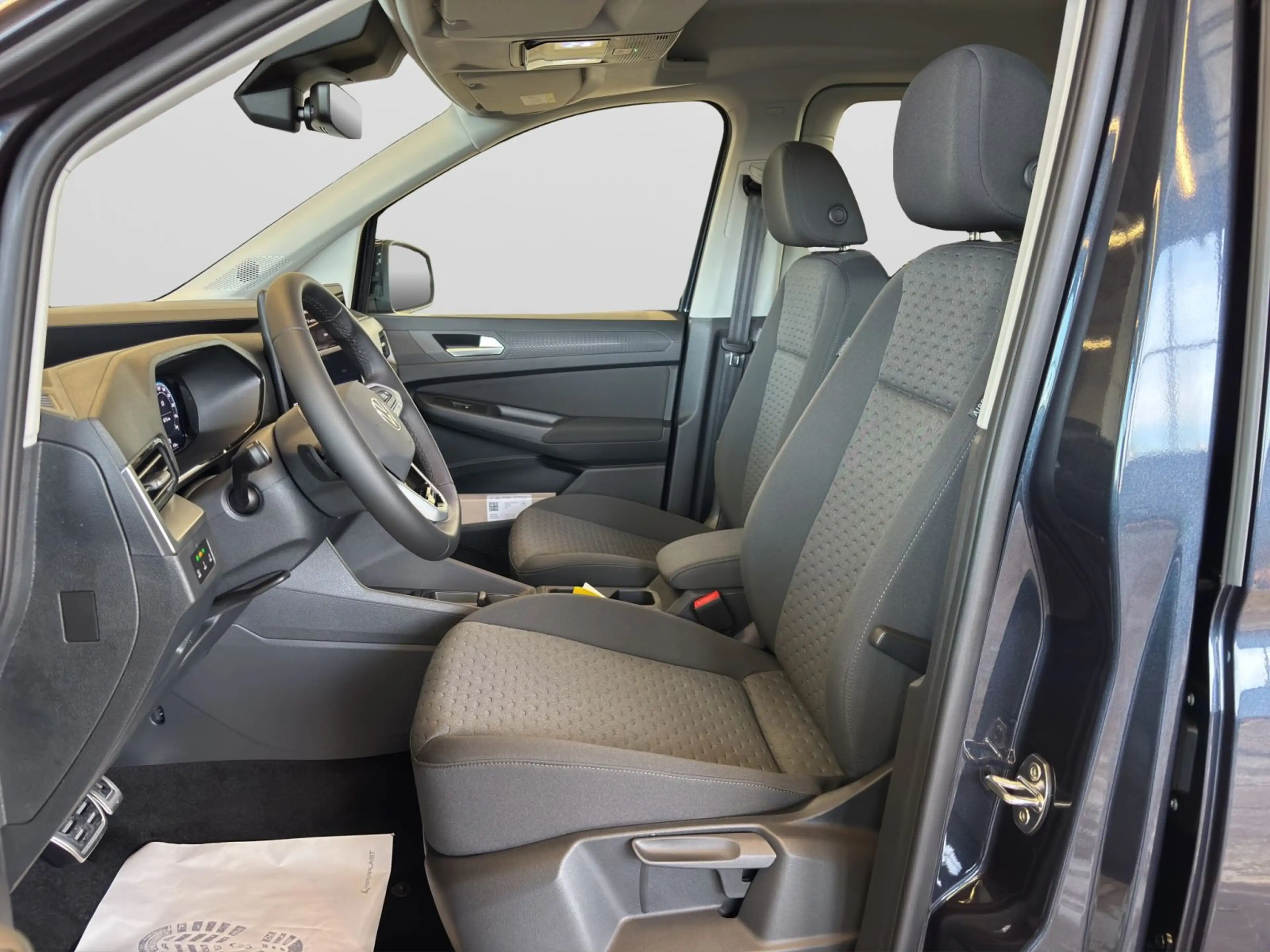 Volkswagen Caddy 1.5 TSI DSG Life — photo 10