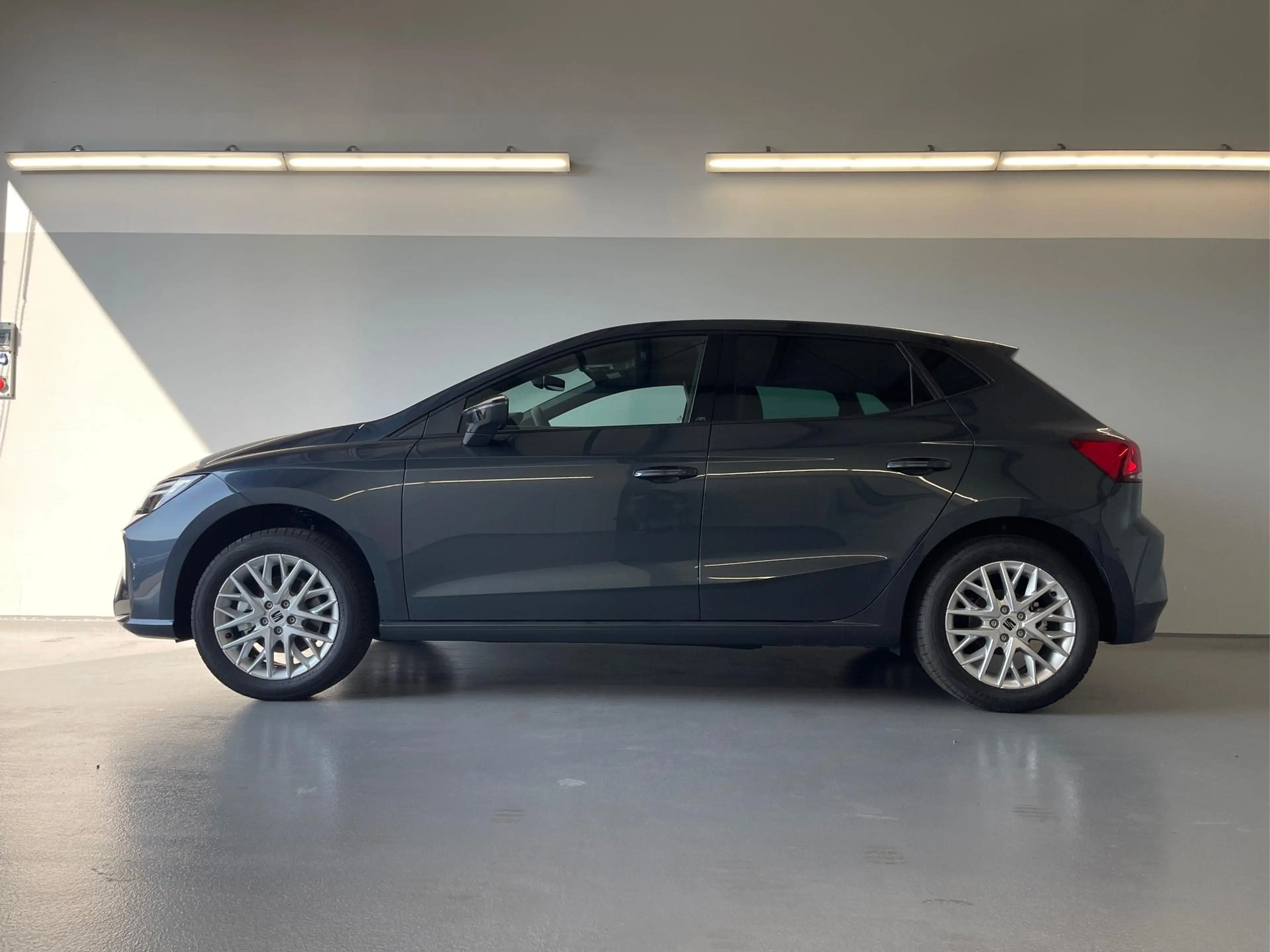 SEAT Ibiza FR 150PS DSG Pano+Navi+Sound+GV5+Alarm+Kessy+Vo... — photo 3