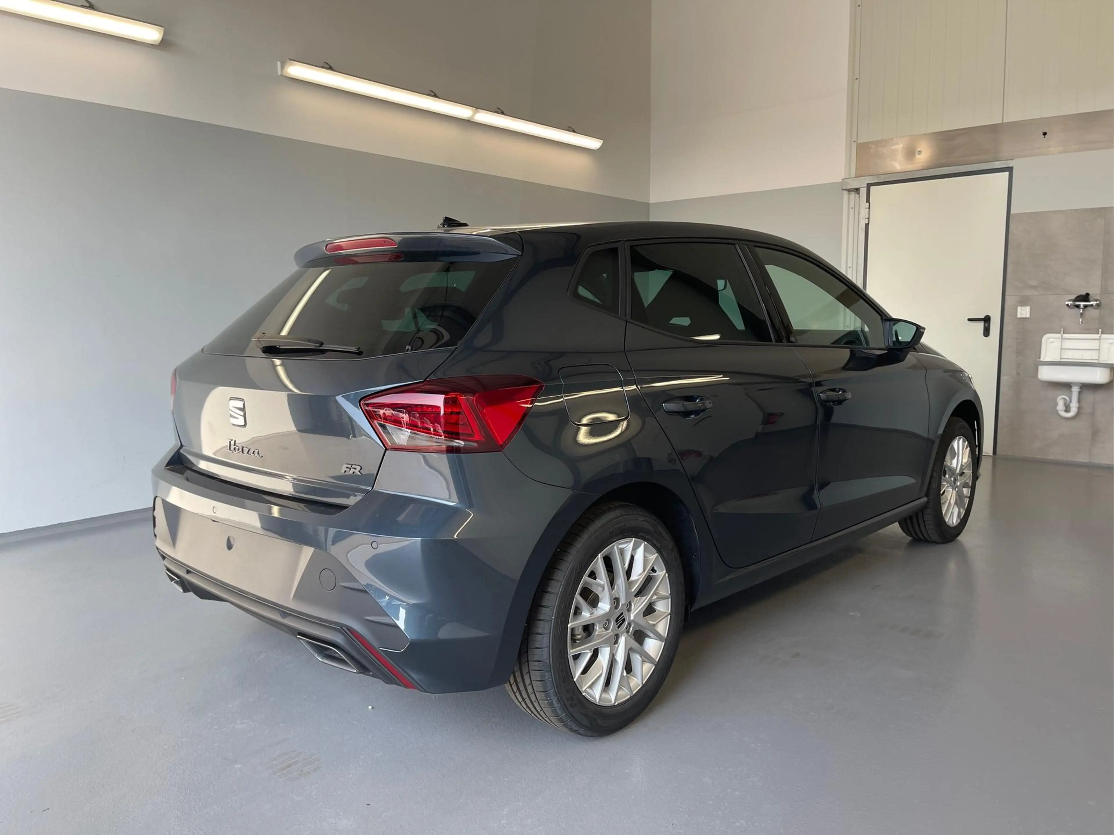 SEAT Ibiza FR 150PS DSG Pano+Navi+Sound+GV5+Alarm+Kessy+Vo... — photo 4