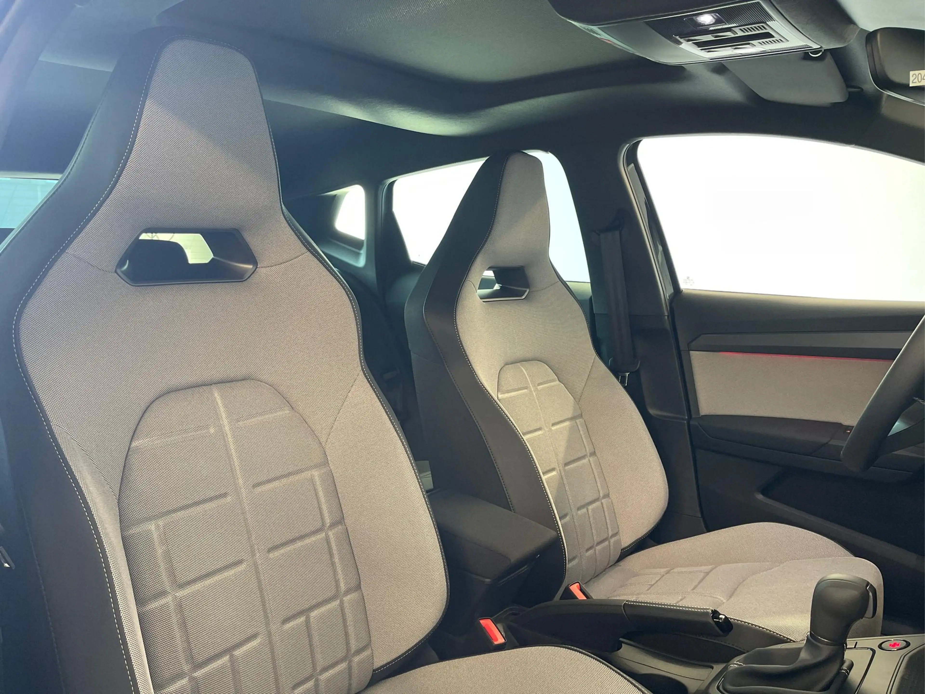 SEAT Ibiza FR 150PS DSG Pano+Navi+Sound+GV5+Alarm+Kessy+Vo... — photo 13
