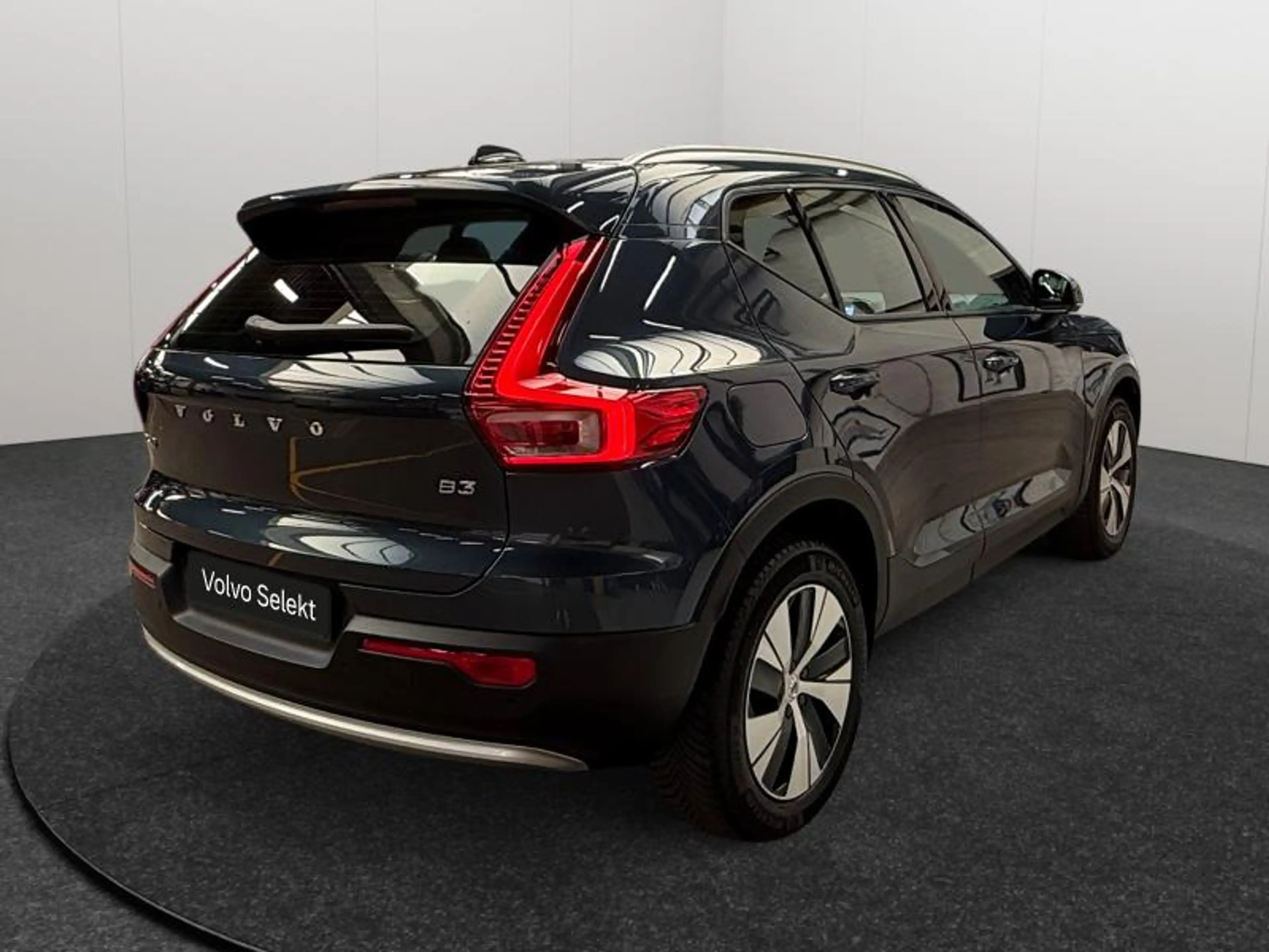 Volvo XC40 B3 Core 2026 / Essence — photo 5