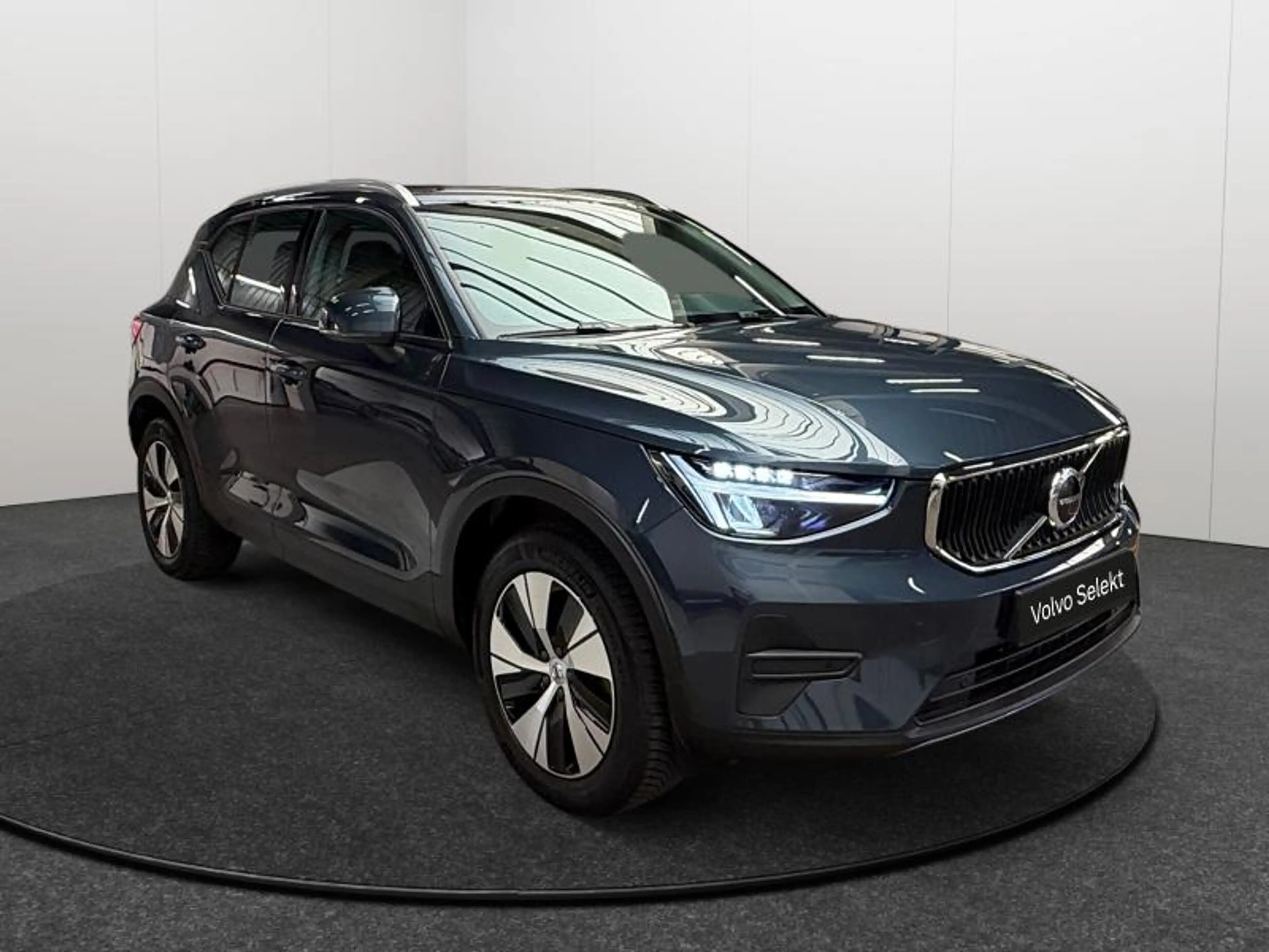 Volvo XC40 B3 Core 2026 / Essence — photo 7