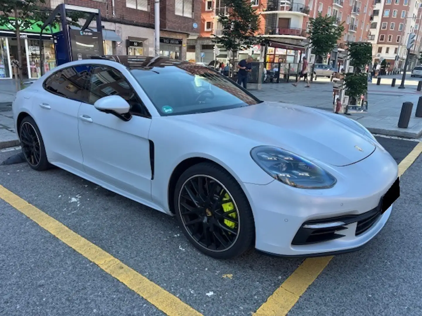 Porsche Panamera 4 e-Hybrid 10 Years Edition Blanco - 1