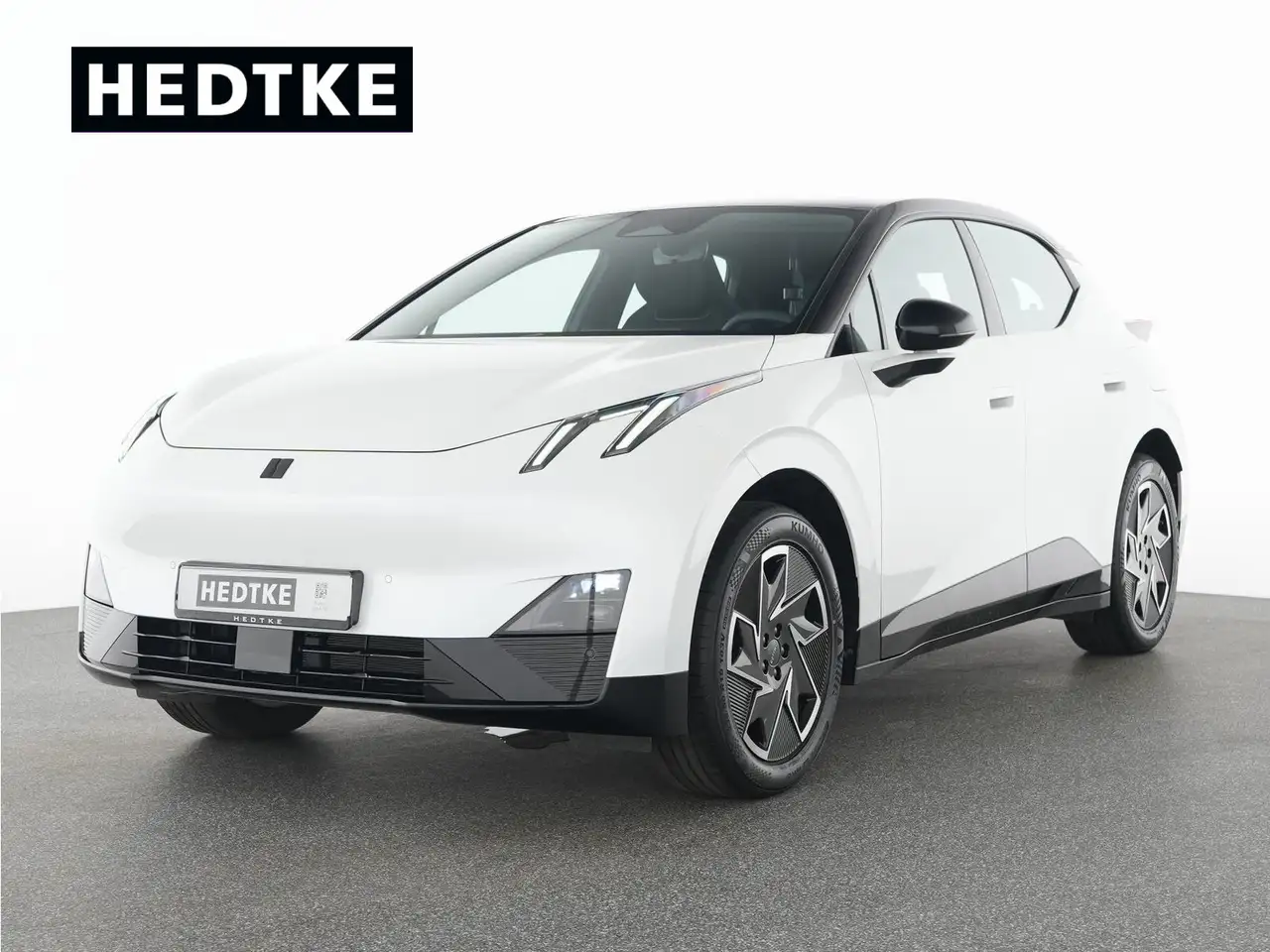 Lynk & Co 02