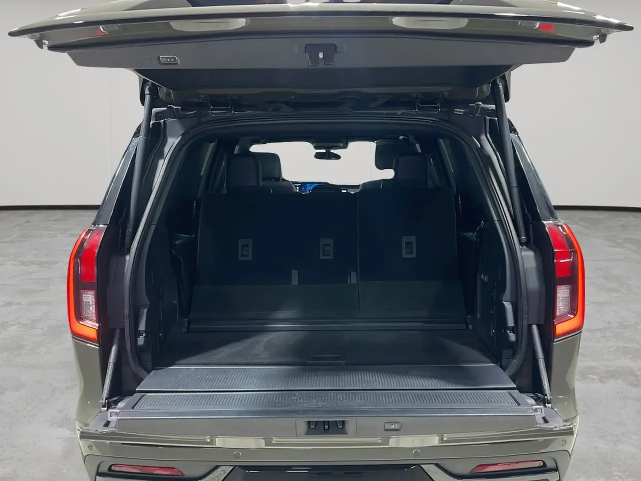 Ford Expedition снимка Ford Expedition