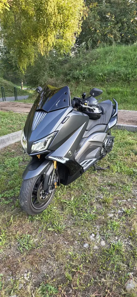 Yamaha Tmax 530