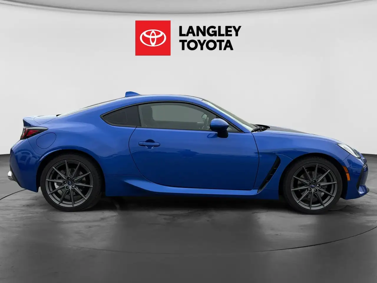 Subaru BRZ снимка Subaru BRZ