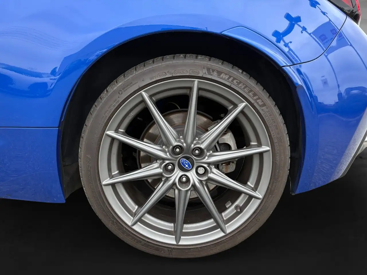 Subaru BRZ снимка Subaru BRZ