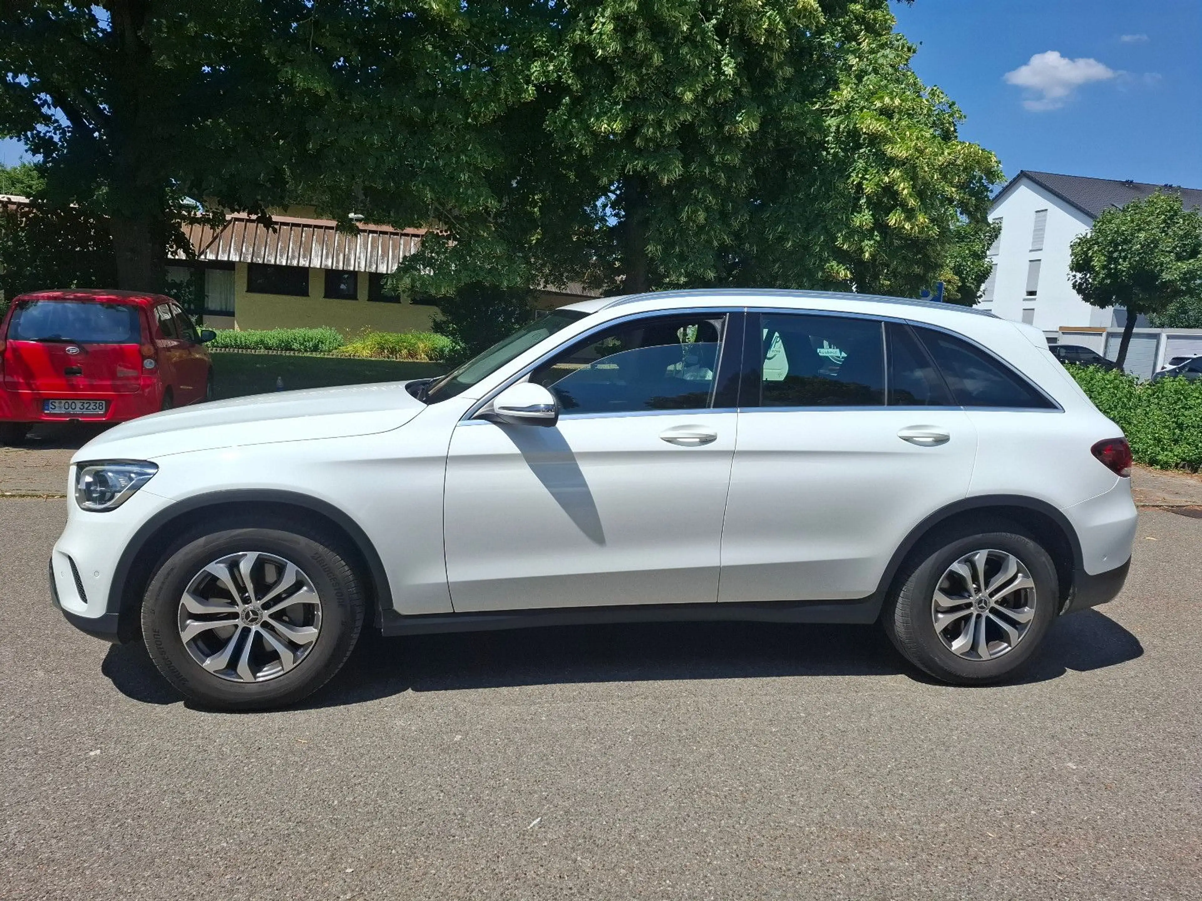 Mercedes-Benz GLC 220 d 4Matic*Kamera*Garagenwagen*Face-Lift* — photo 3