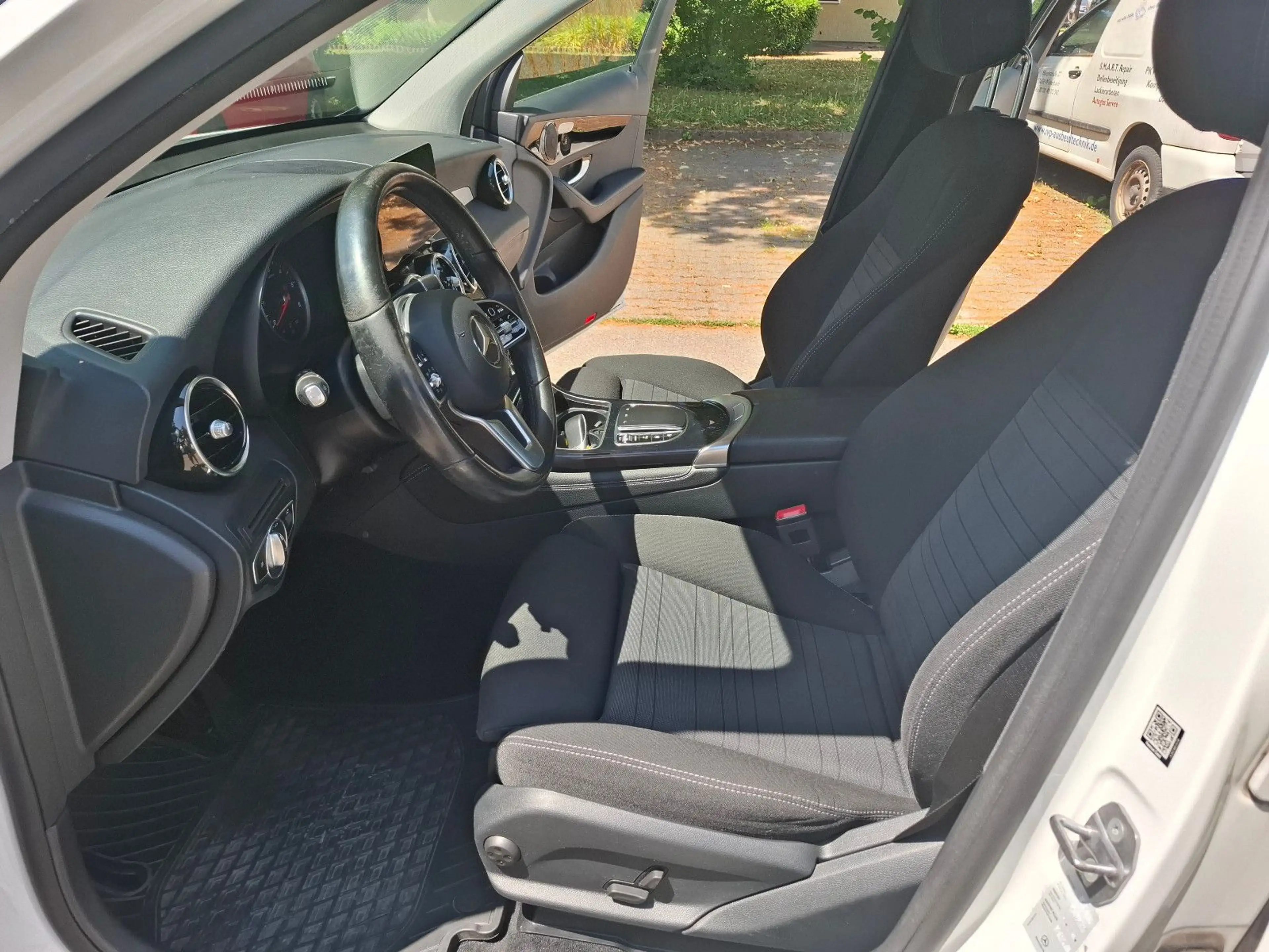 Mercedes-Benz GLC 220 d 4Matic*Kamera*Garagenwagen*Face-Lift* — photo 14
