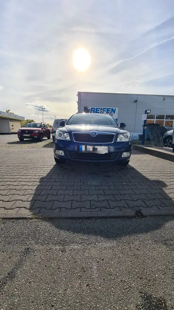 Skoda Octavia Combi 1.6 TDI DPF DSG Elegance - 2