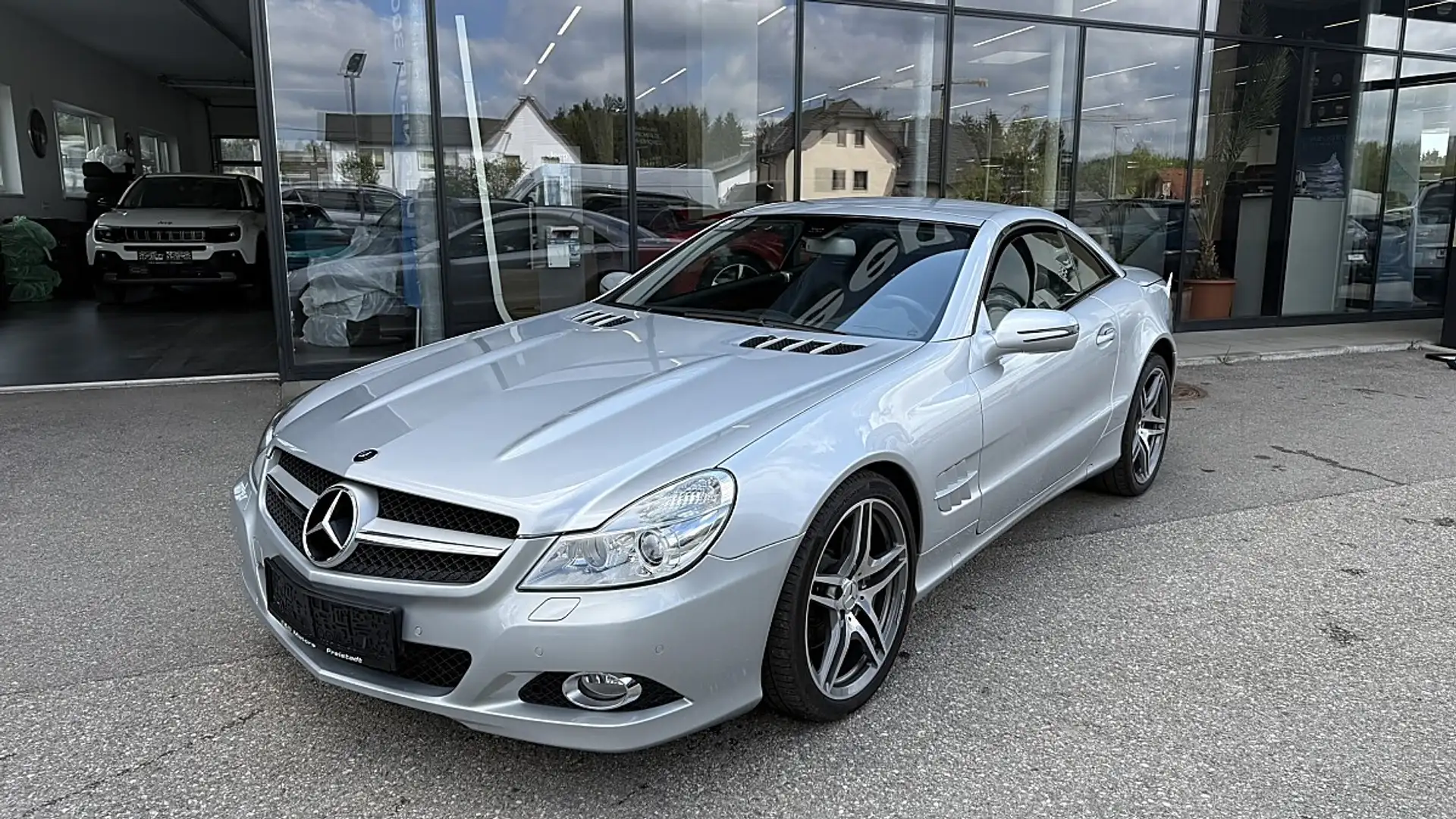 Mercedes-Benz SL 350 Roadster Sportmotor Aut. Silber - 2