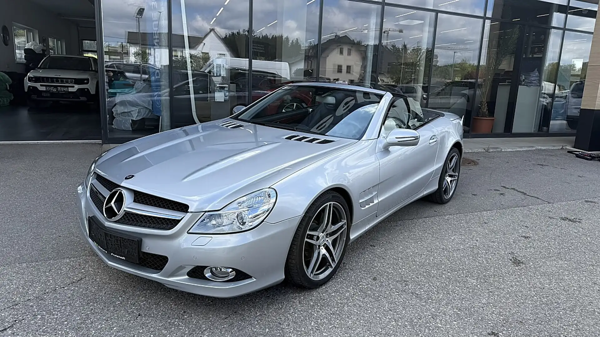 Mercedes-Benz SL 350 Roadster Sportmotor Aut. Silber - 1