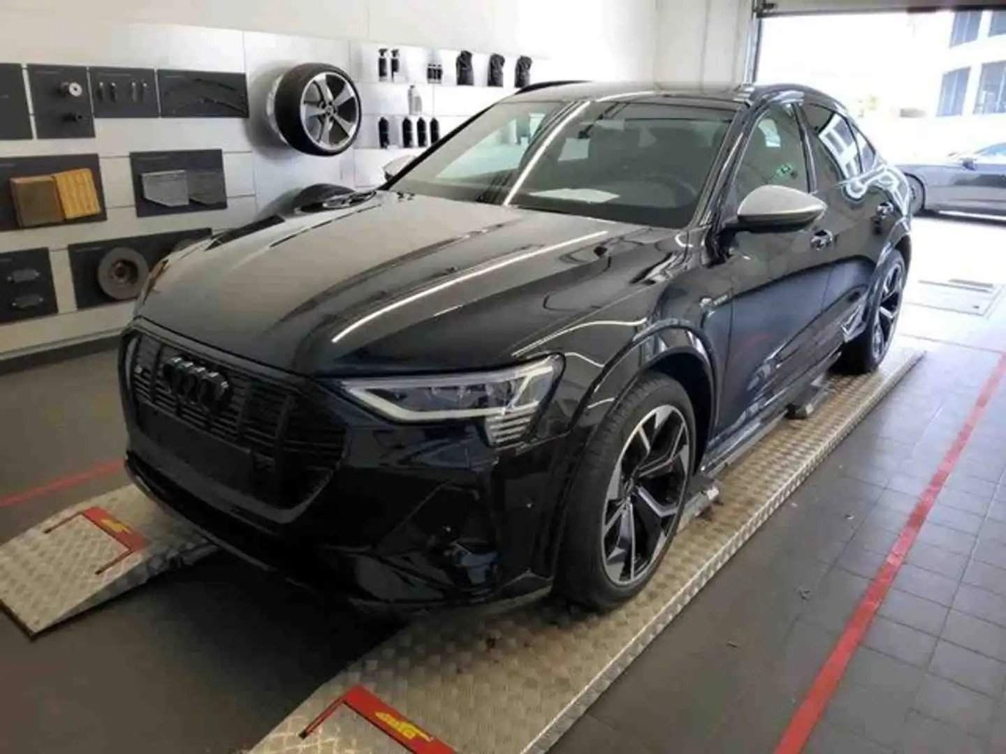 Audi e-tron S Sportback QU.Pano/Matrix/21/B&O/UPE111/ S Schwarz - 1
