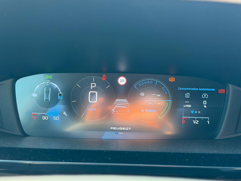 Peugeot 408 Allure Hybrid 145PS e-DSC6 *360° KAMERA* — photo 11