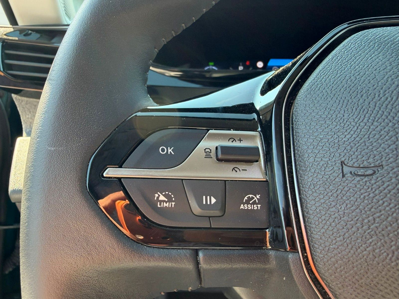 Peugeot 408 Allure Hybrid 145PS e-DSC6 *360° KAMERA* — photo 14