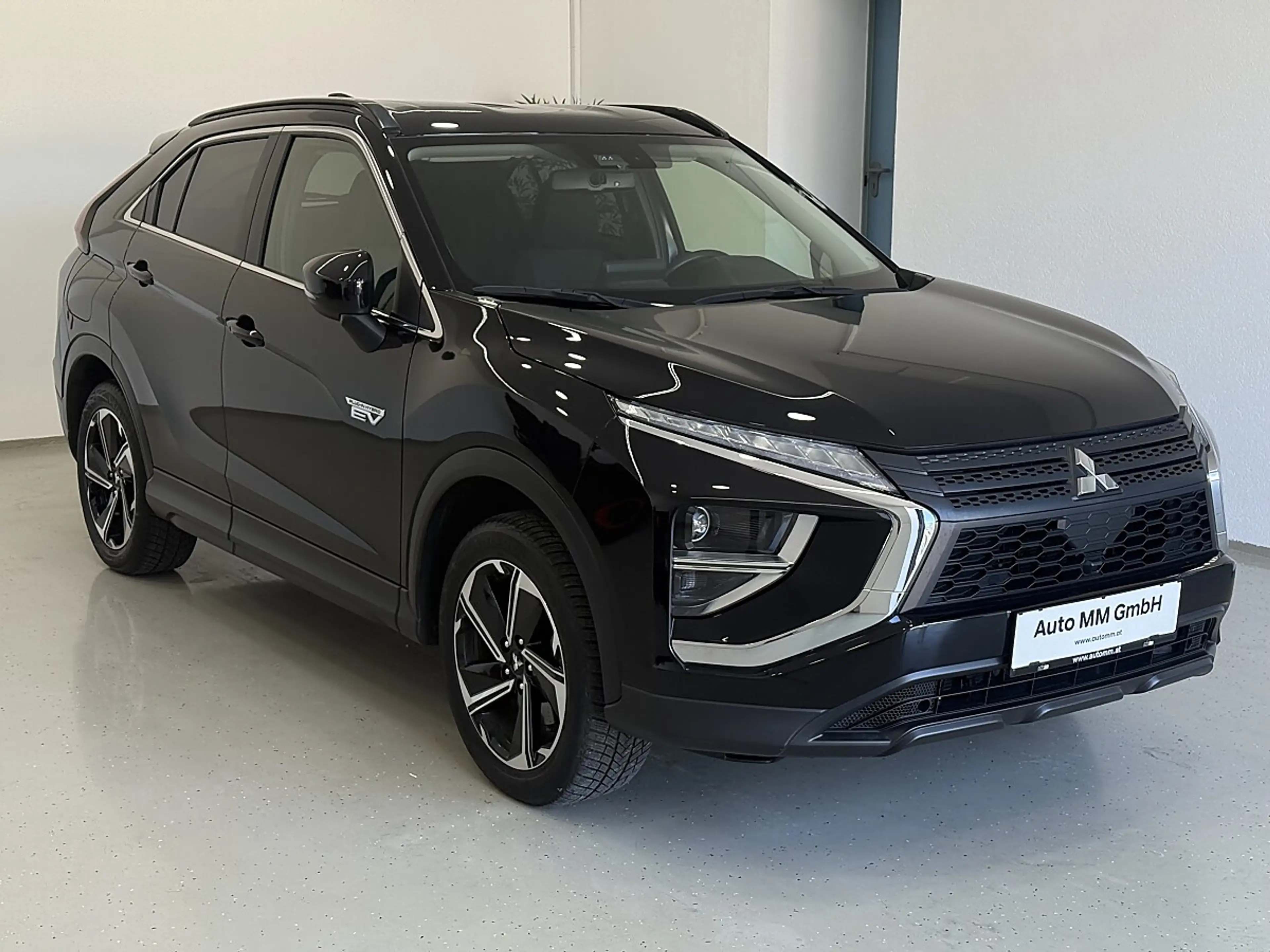 Mitsubishi Eclipse Cross 2,4 PHEV 4WD Intense CVT Aut. — photo 6