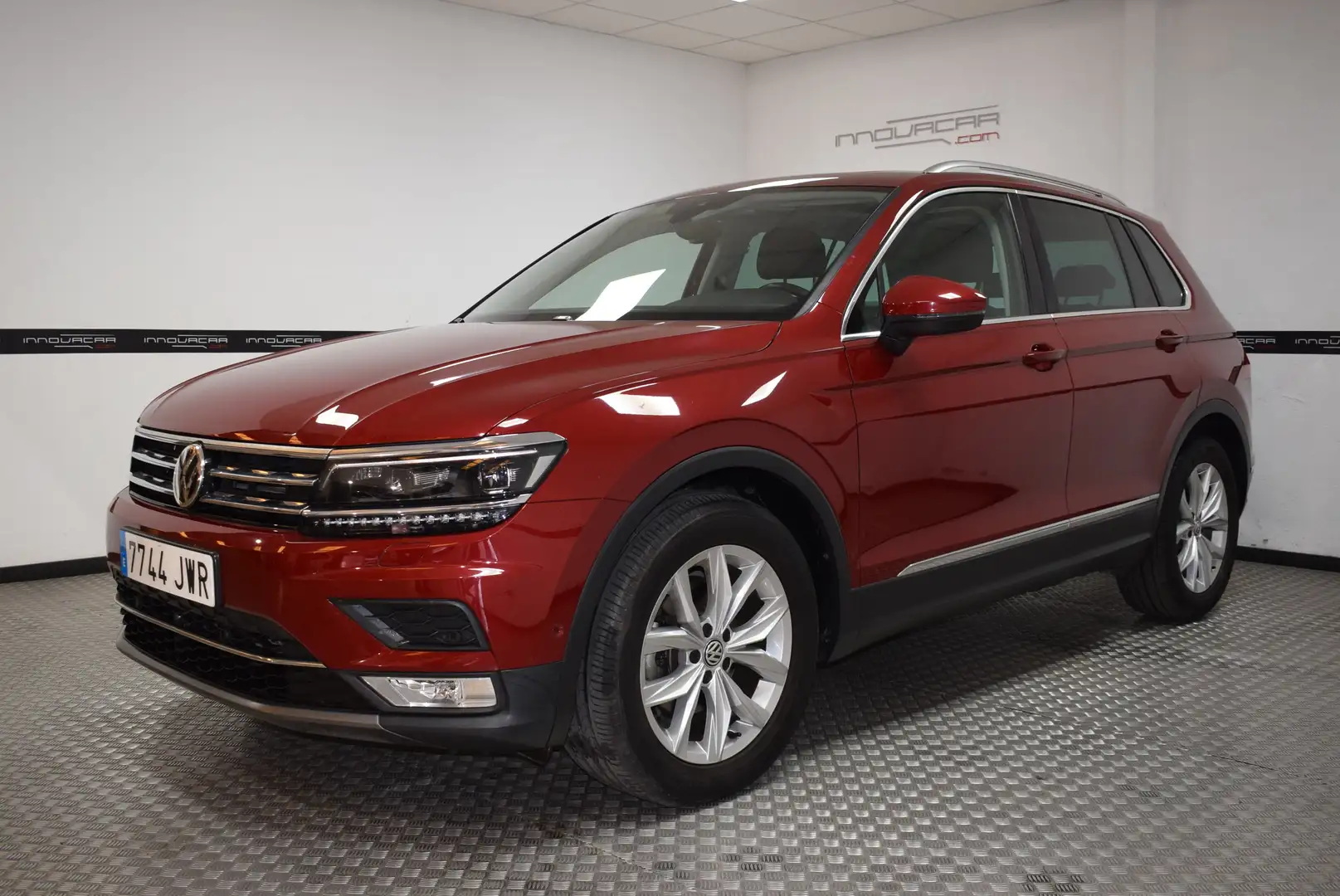Volkswagen Tiguan 2.0TDI Sport 4Motion DSG 110kW Mauve - 1