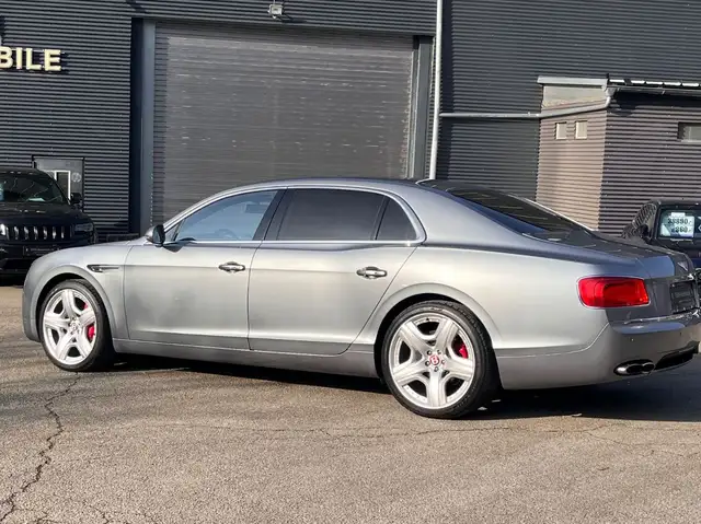 Bentley Flying Spur V8 * RSE+TV / MULLINER 21 ZOLL/ ACC*