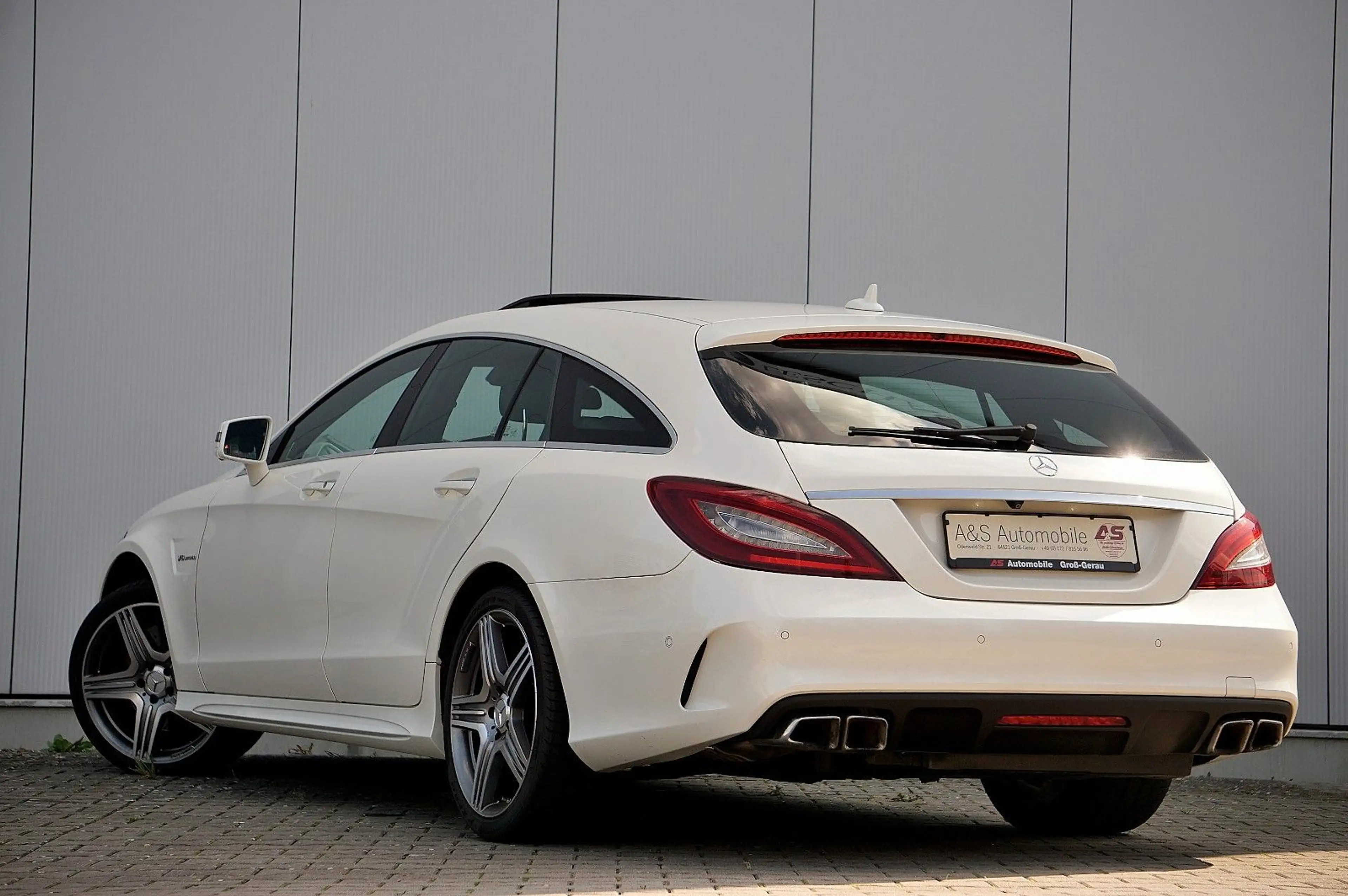 Mercedes-Benz CLS 63 AMG 4M SB *UNFALLFREI *100% DEUTSCH *VOLL — photo 8