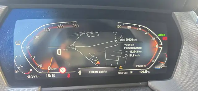 BMW 1 Series view 10