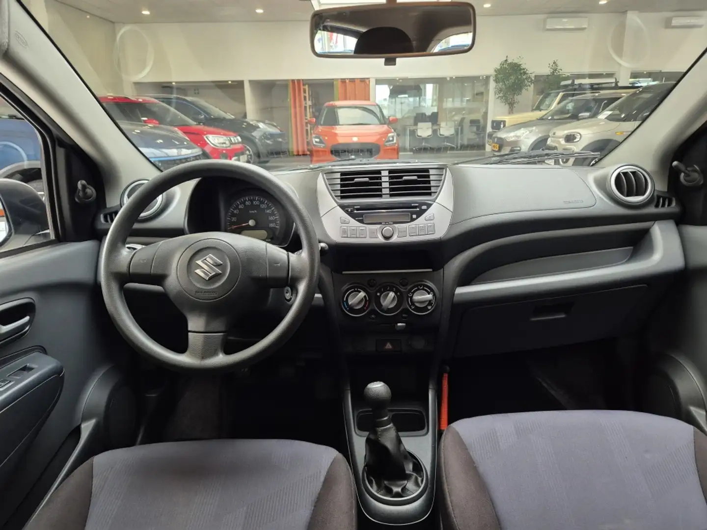 Suzuki Alto 1.0 Celebration [AIRCO| LICHTMETAAL| METALIC| ORIG Weiß - 2