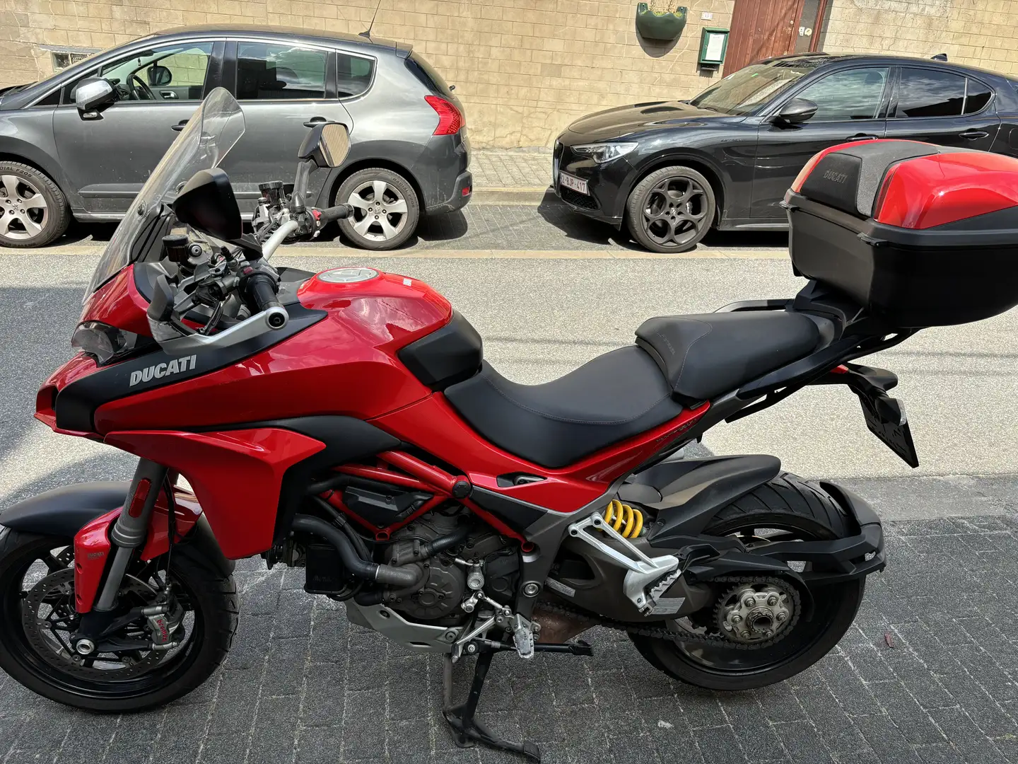 Ducati Multistrada 1200 Червоний - 2