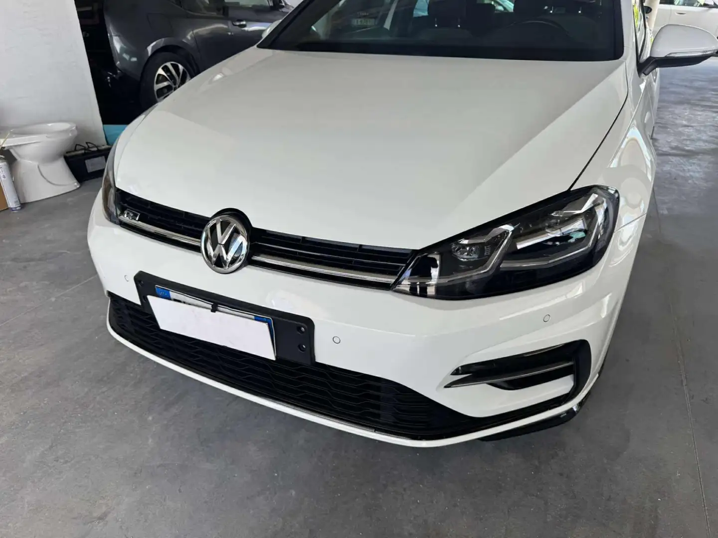 Volkswagen Golf 2.0 TDI Bianco - 1