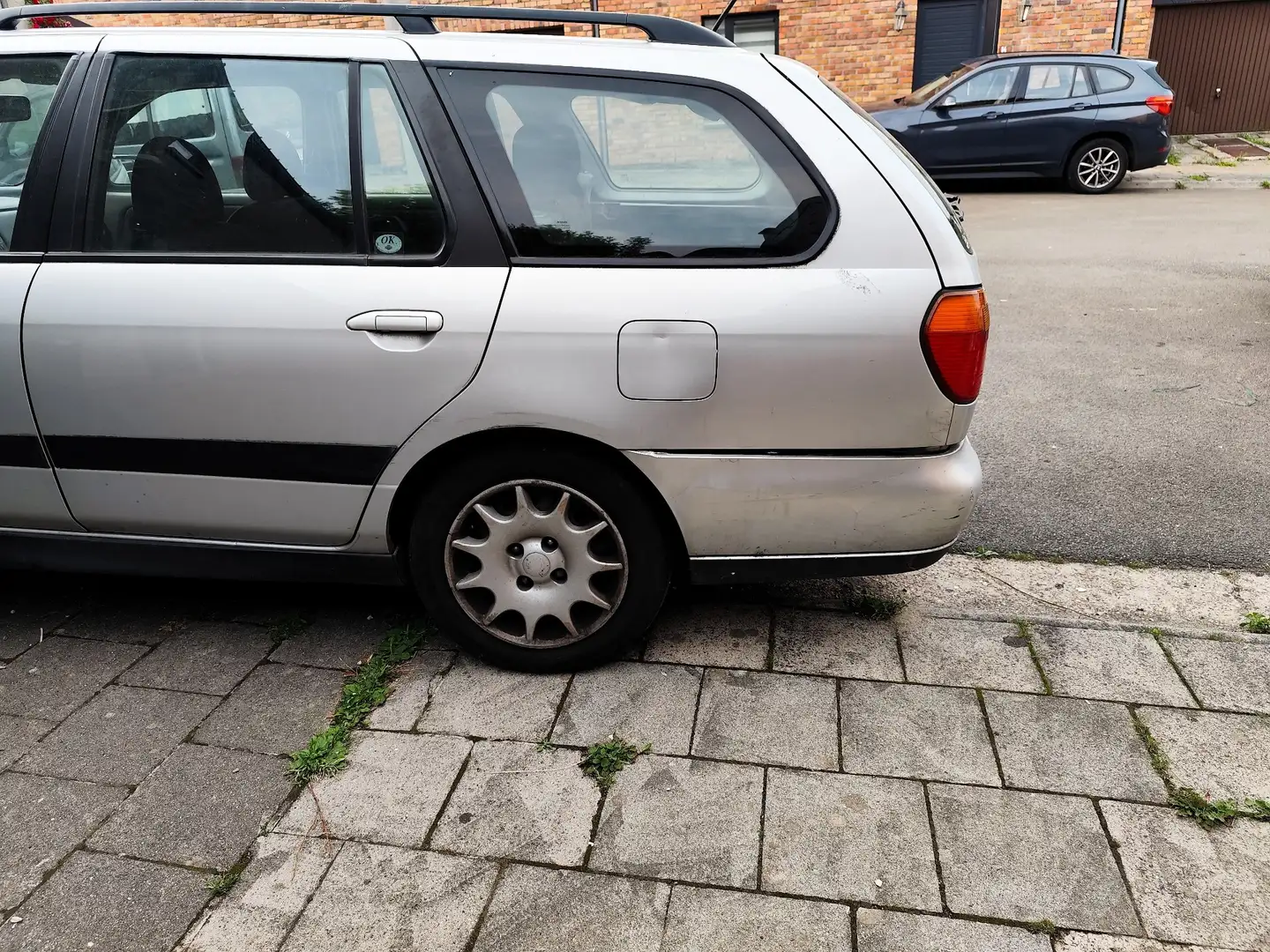 Nissan Primera Break 1.8i Acenta A - 1